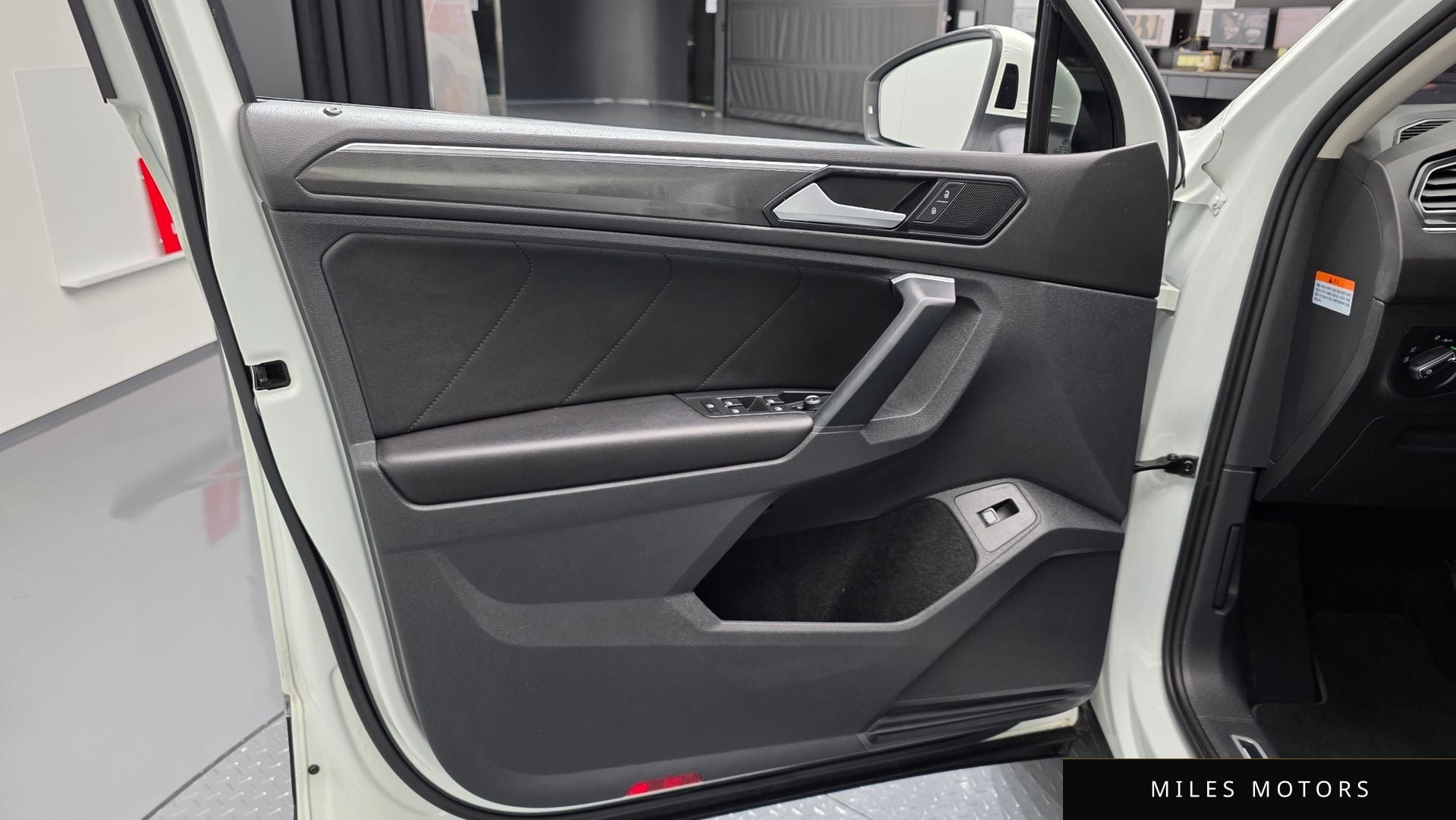 Volkswagen Tiguan 2020 — миниатюра 13