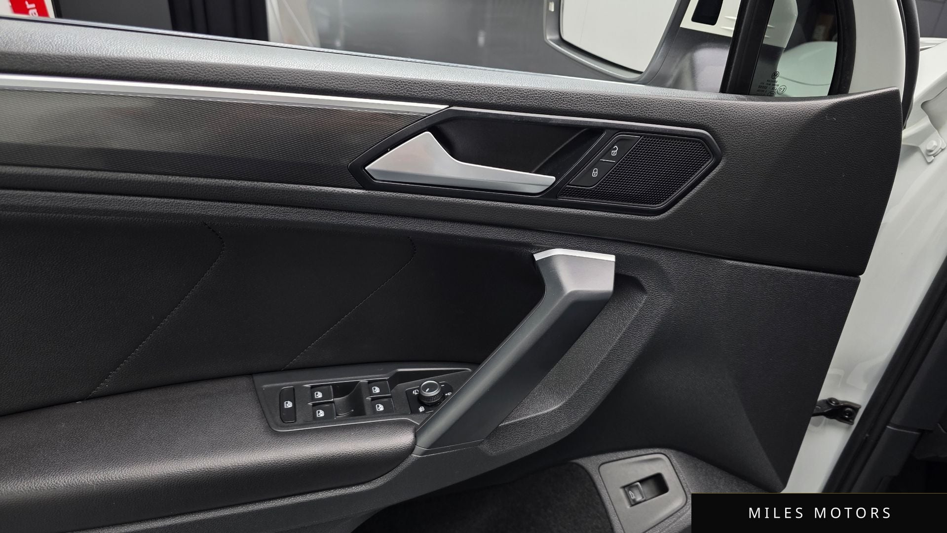 Volkswagen Tiguan 2020 — миниатюра 31