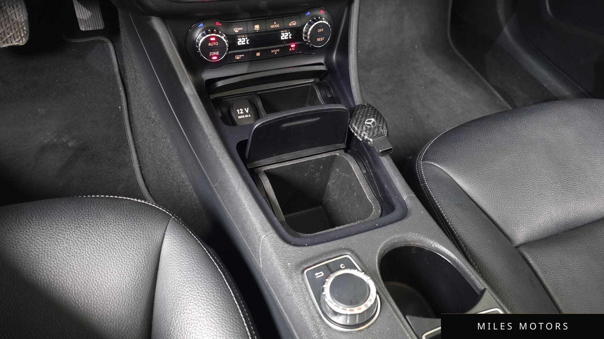 Mercedes-Benz GLA-Class X156 2015 — миниатюра 16
