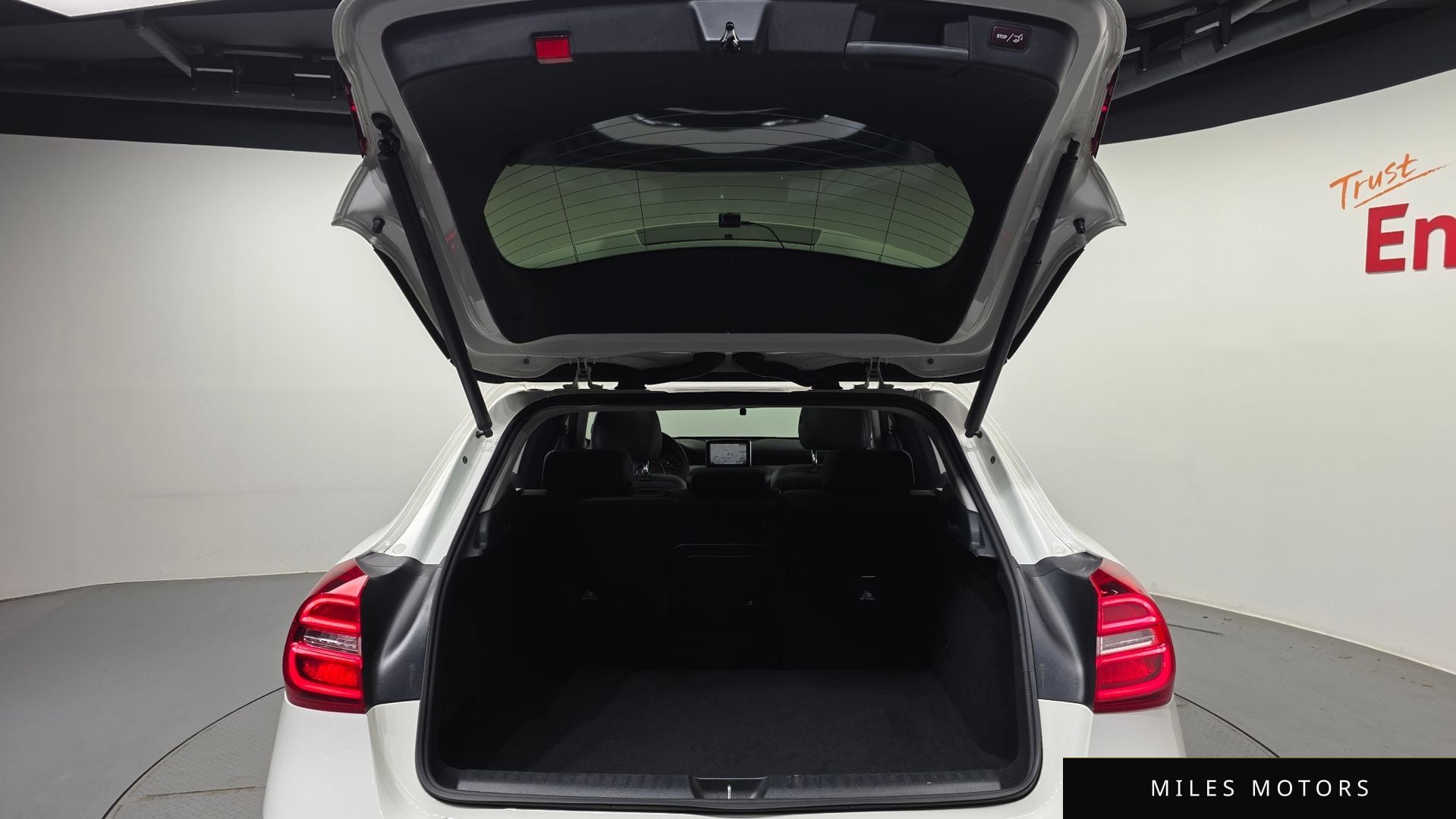 Mercedes-Benz GLA-Class X156 2015 — миниатюра 20