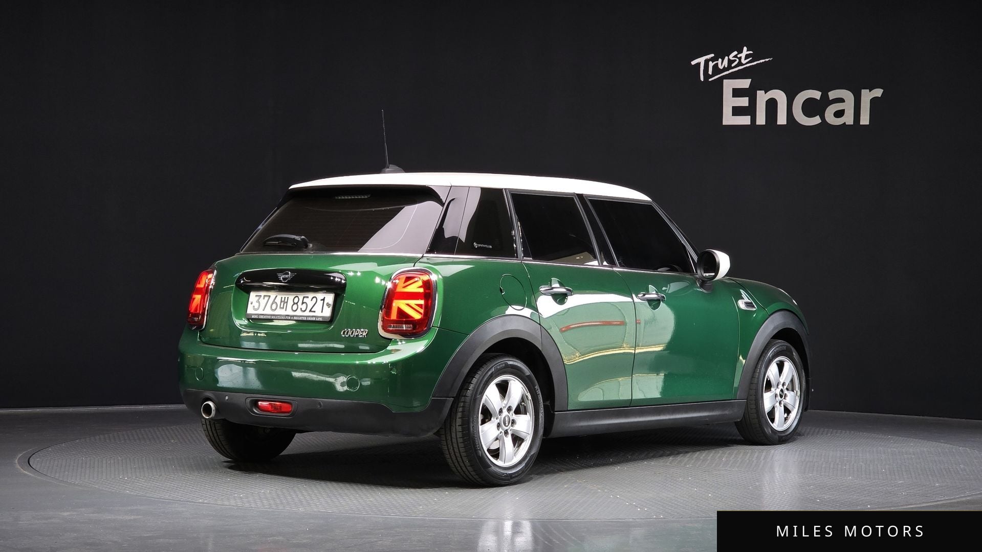 MINI 쿠퍼 2020 — миниатюра 2