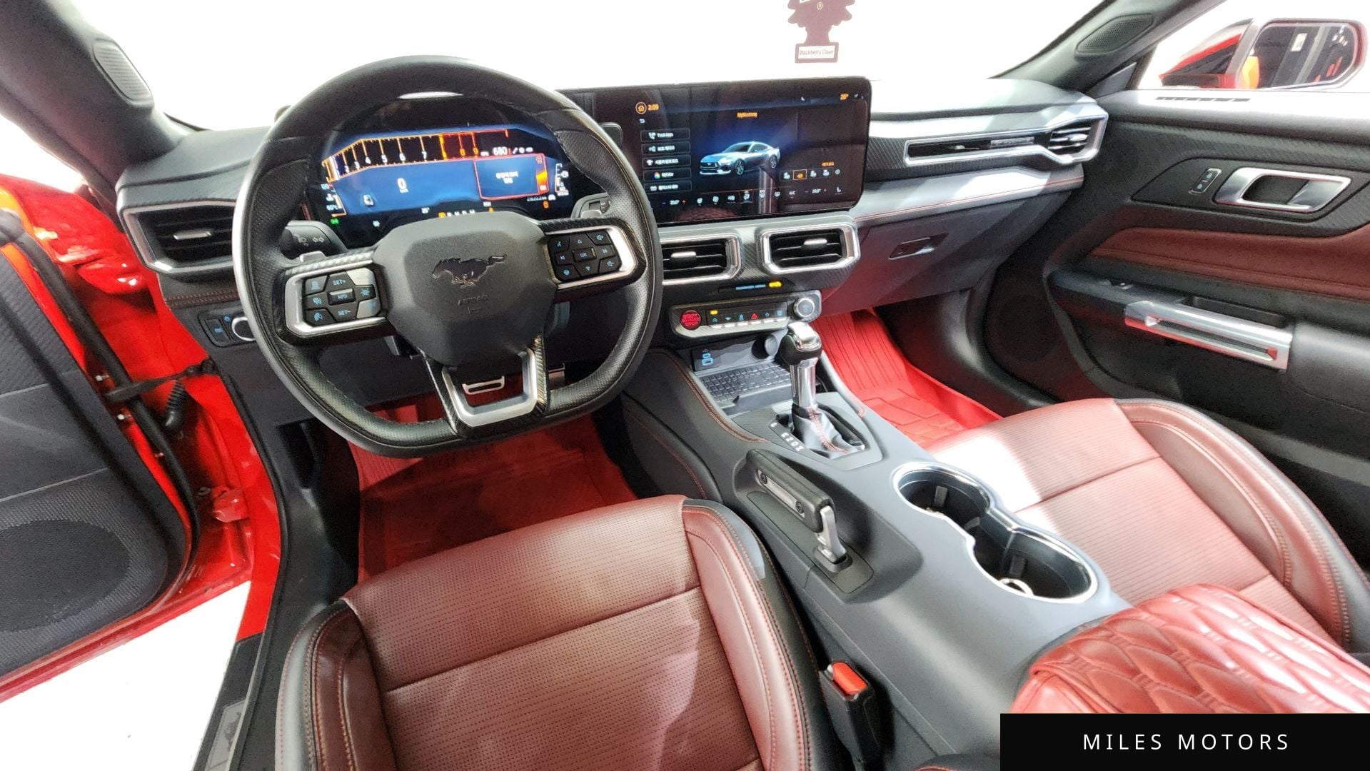 Ford 머스탱 2024 — миниатюра 10