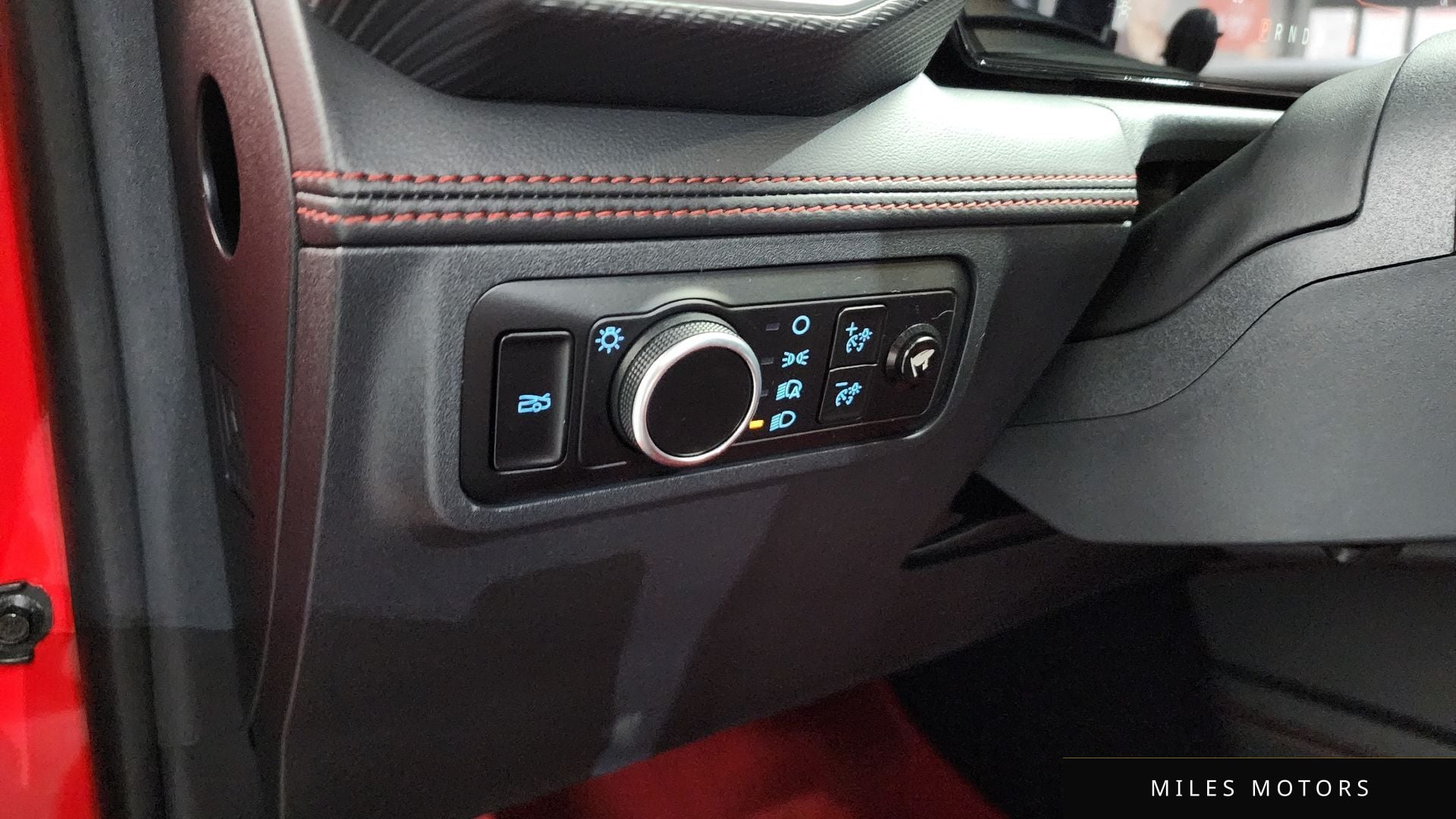 Ford 머스탱 2024 — миниатюра 19