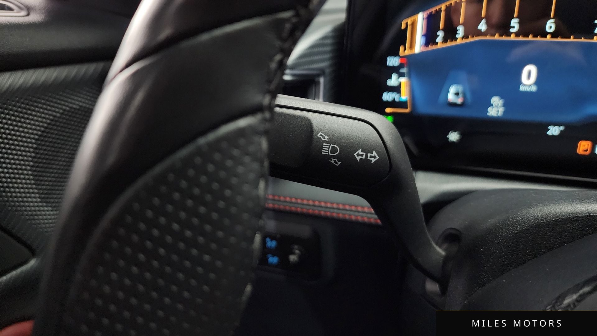 Ford 머스탱 2024 — миниатюра 28