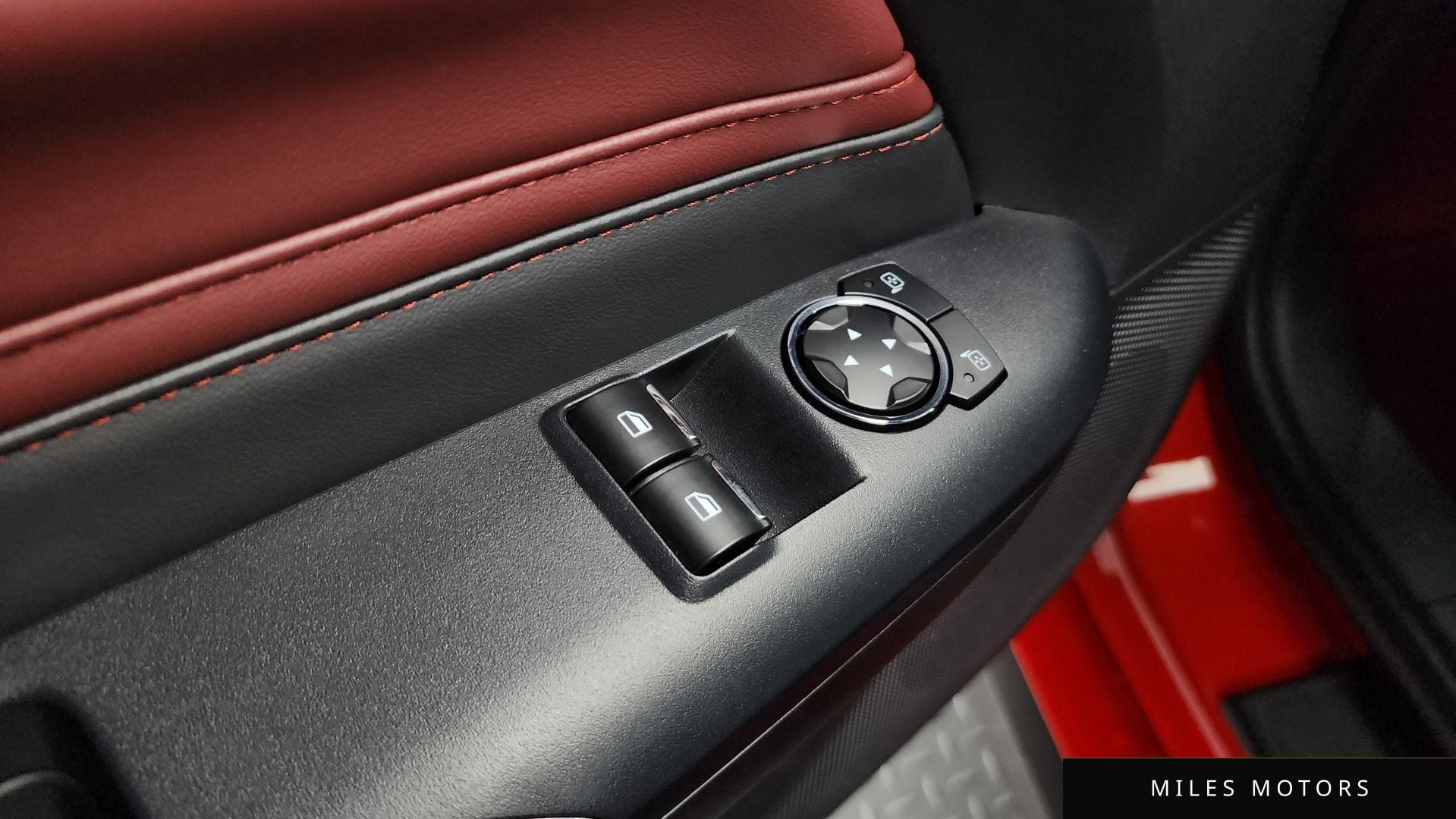 Ford 머스탱 2024 — миниатюра 29
