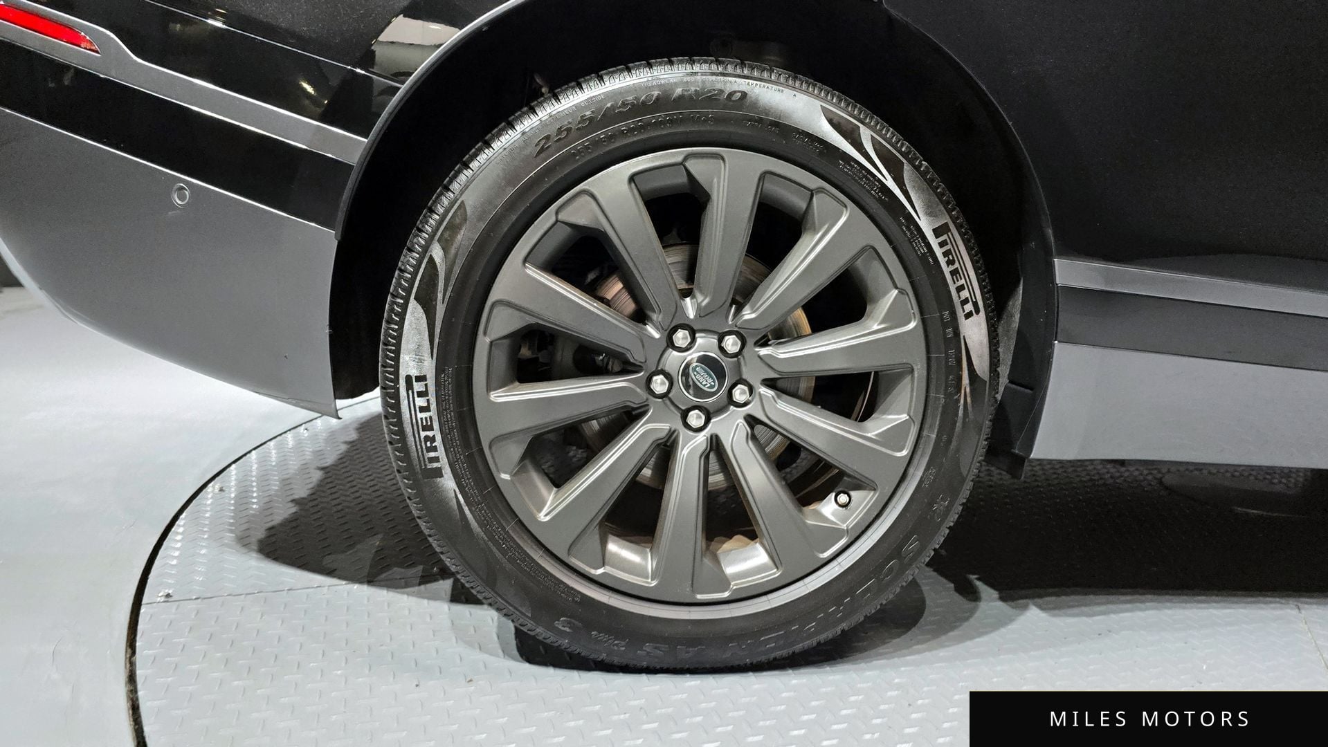 Land Rover Range Rover Velar 2019 — миниатюра 5