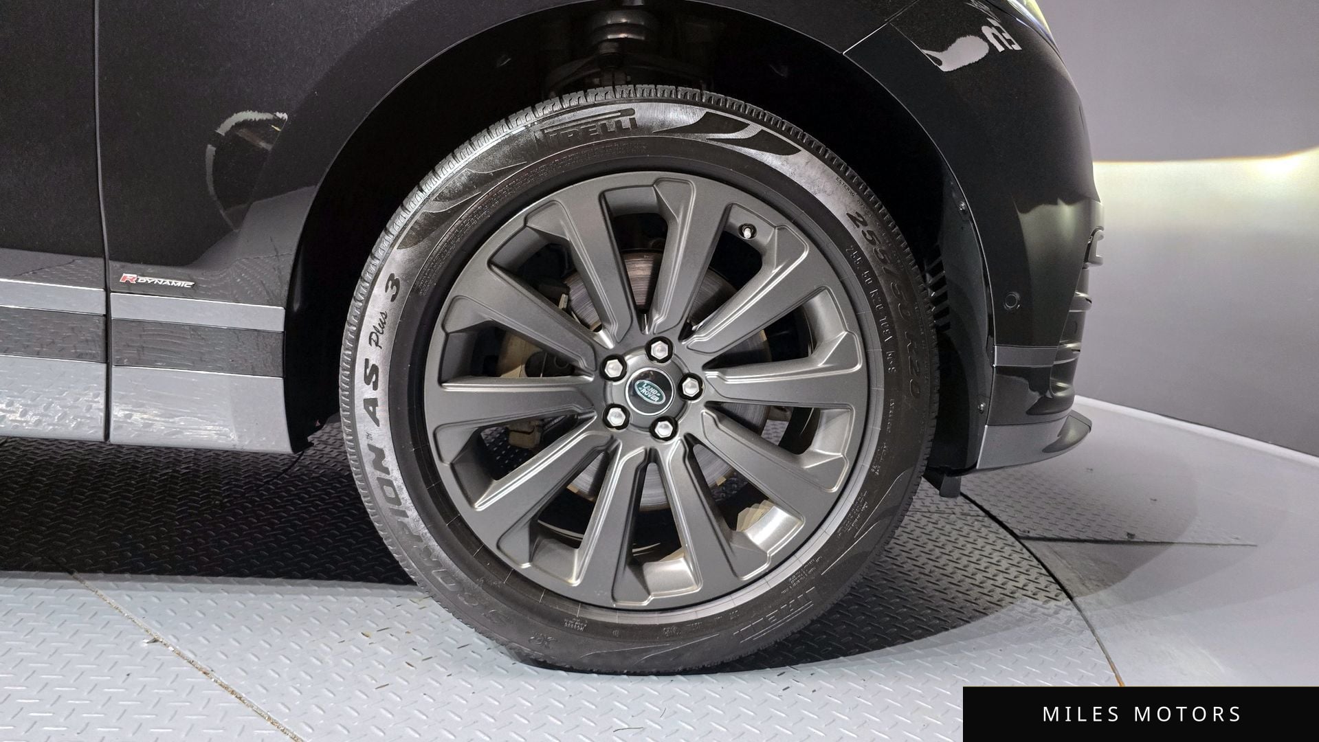 Land Rover Range Rover Velar 2019 — миниатюра 7