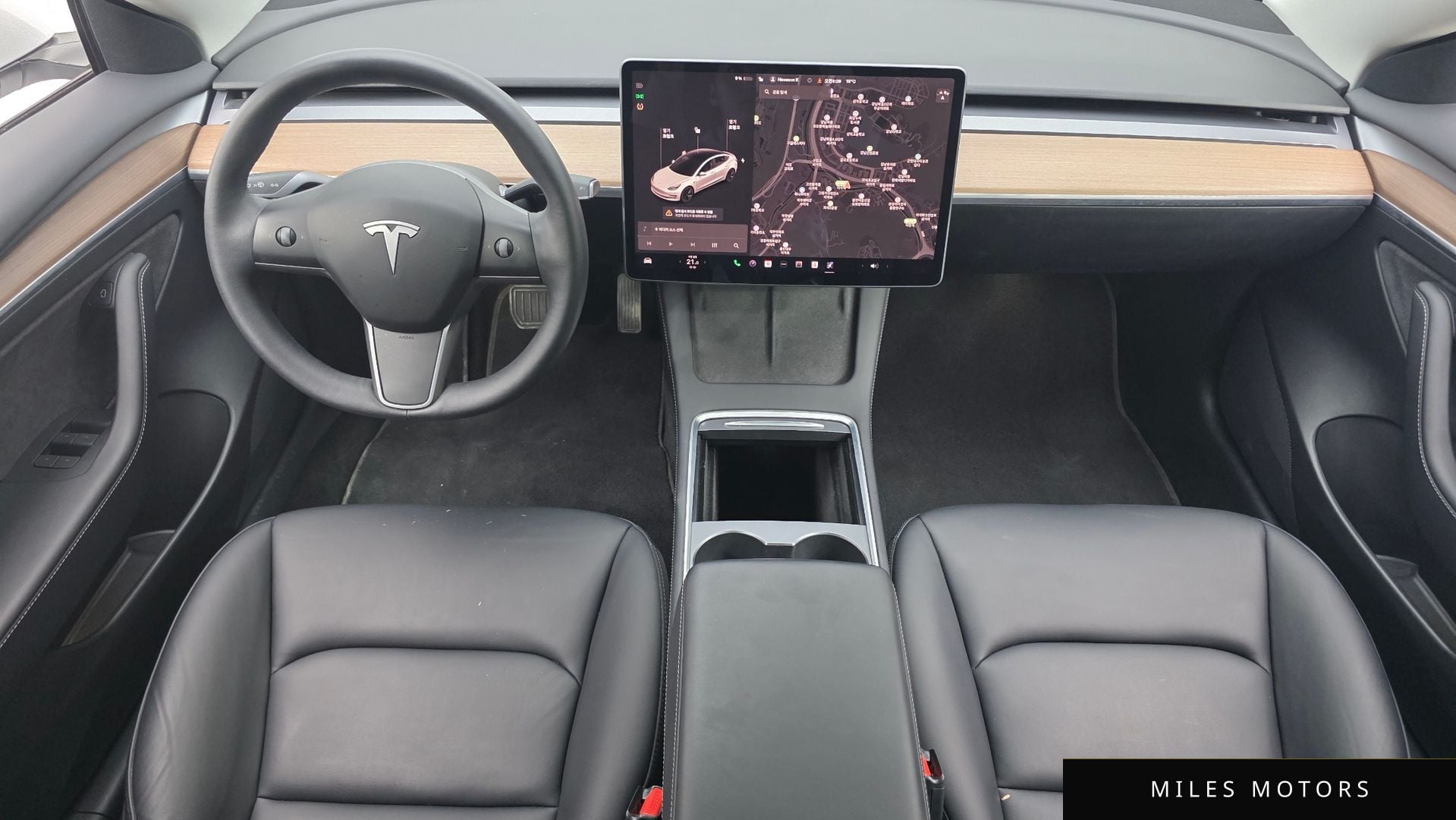 Tesla 모델 3 2022 — миниатюра 7