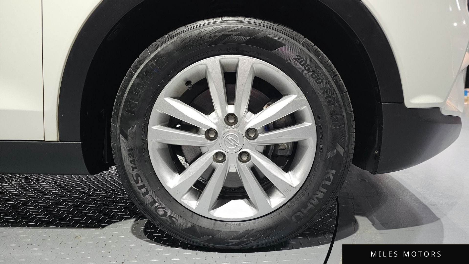 KG Mobility Tivoli 2015 — миниатюра 7