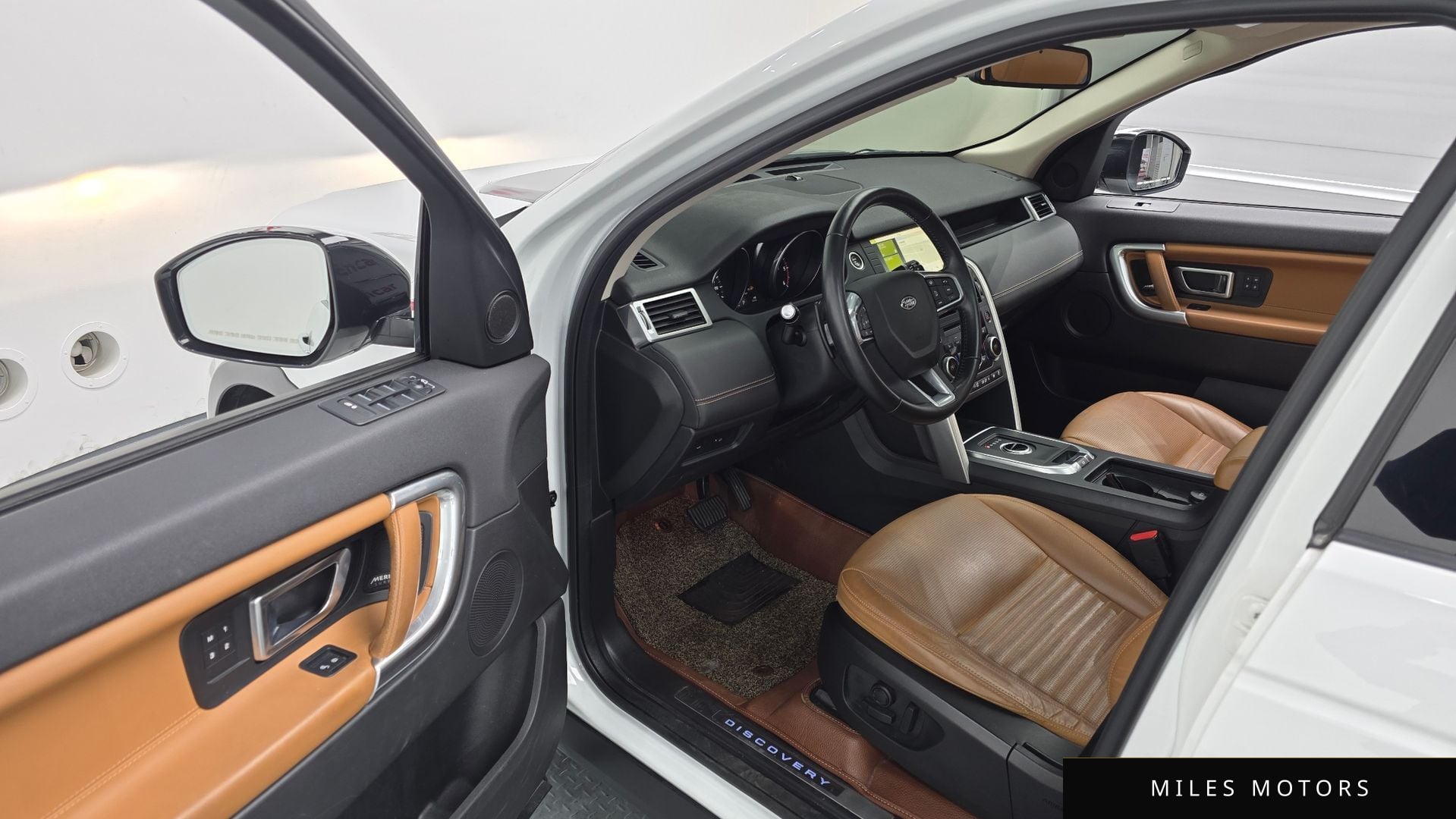 Land Rover Discovery Sport 2018 — миниатюра 10