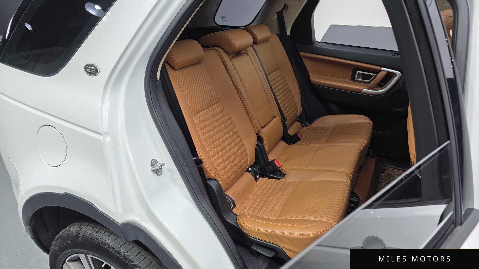 Land Rover Discovery Sport 2018 — миниатюра 11