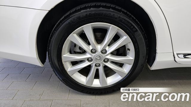 Лексус ES350 2011 — миниатюра 5