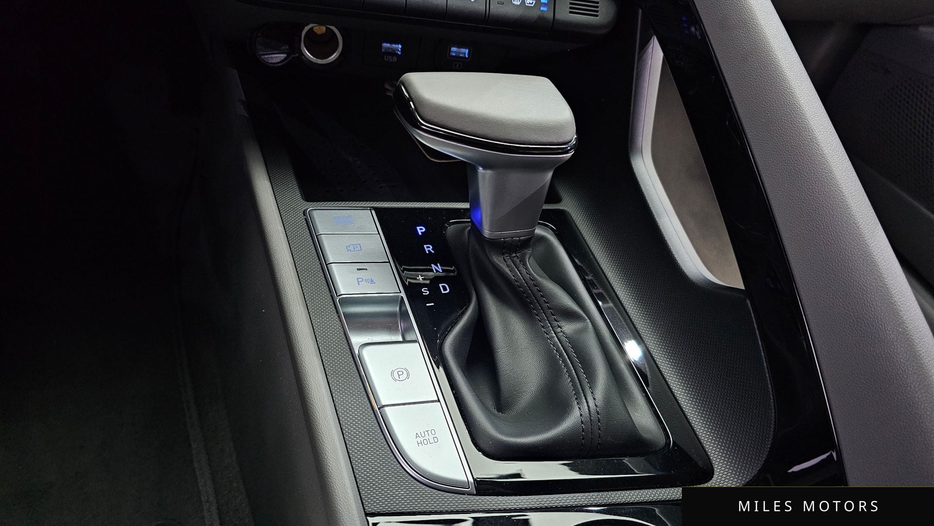 Hyundai AVANTE 2023 — миниатюра 12