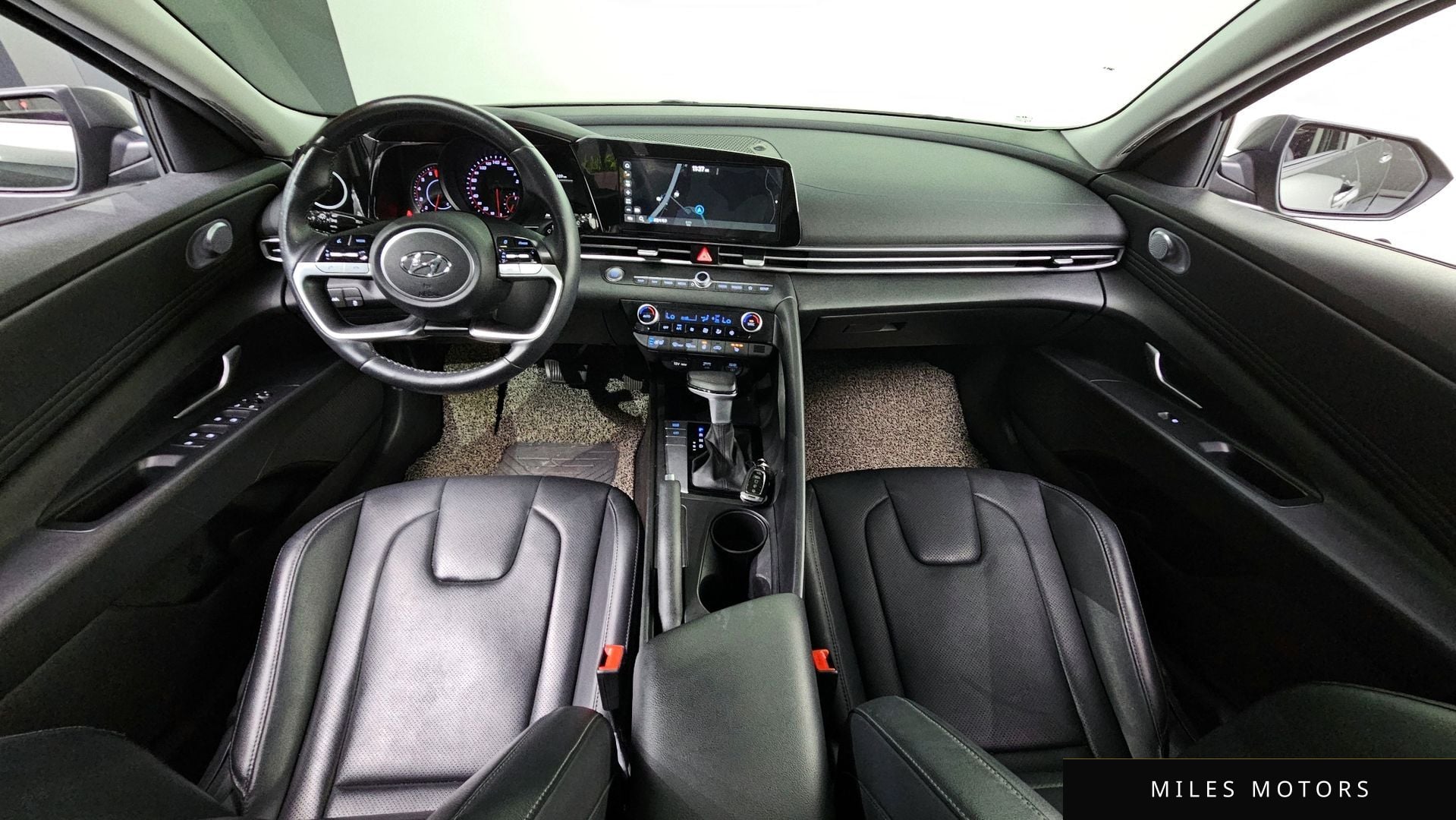 Hyundai AVANTE 2022 — миниатюра 10