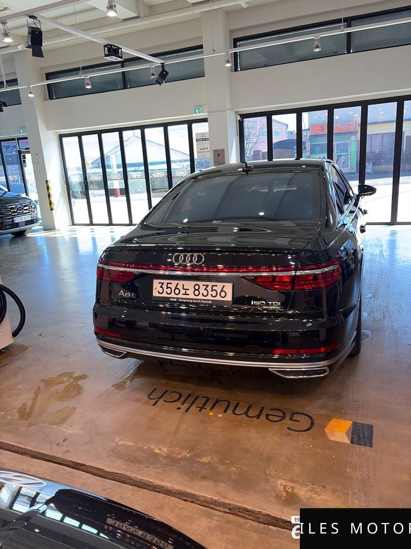Audi A8 (D5) 2020 — миниатюра 2