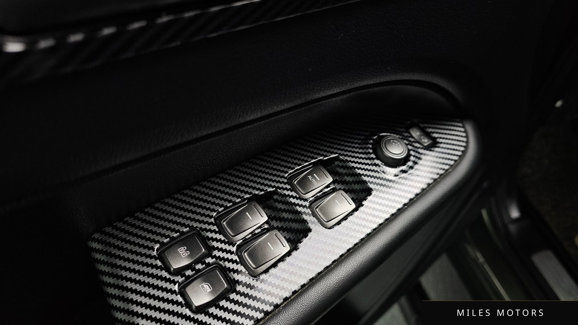 KG Mobility Rexton 2022 — миниатюра 30