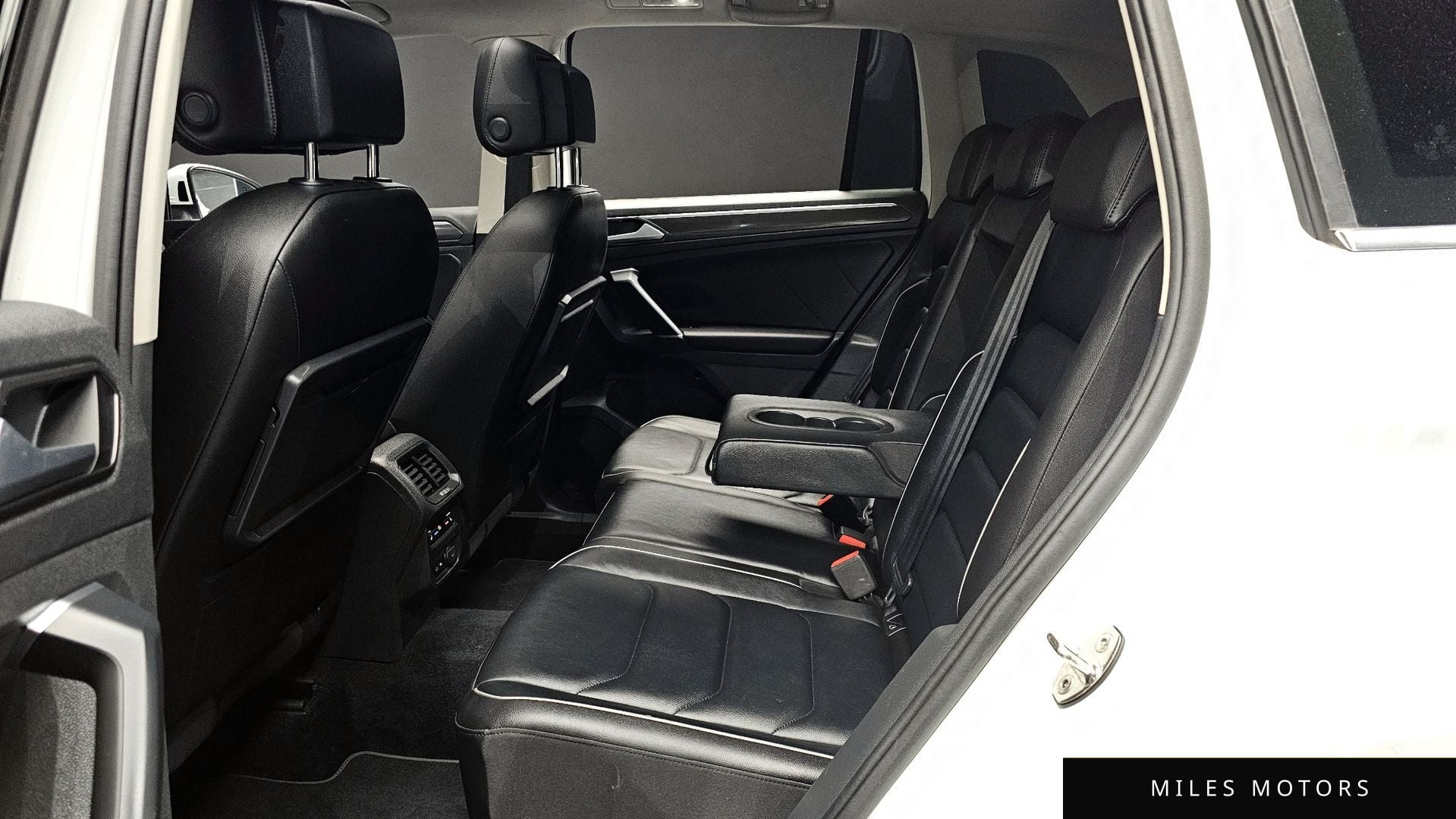 Volkswagen 티구안 2018 — миниатюра 17