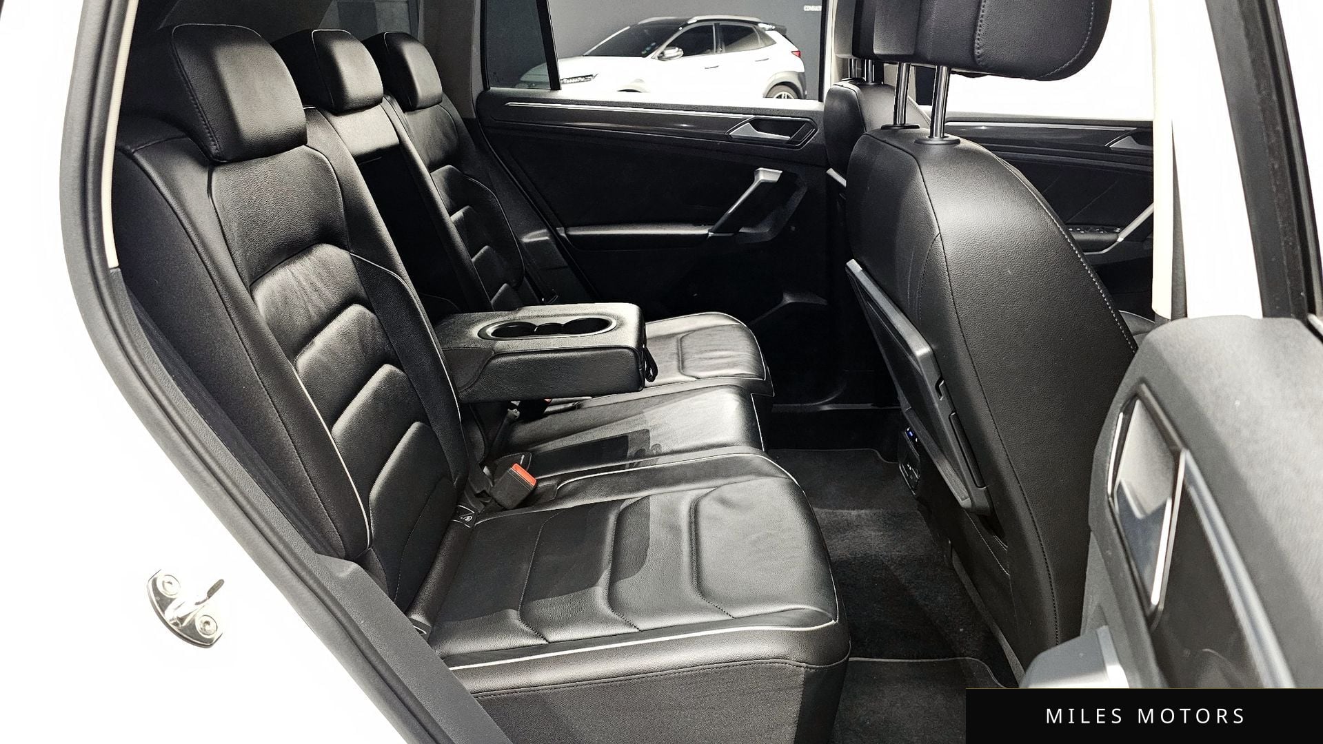 Volkswagen 티구안 2018 — миниатюра 28