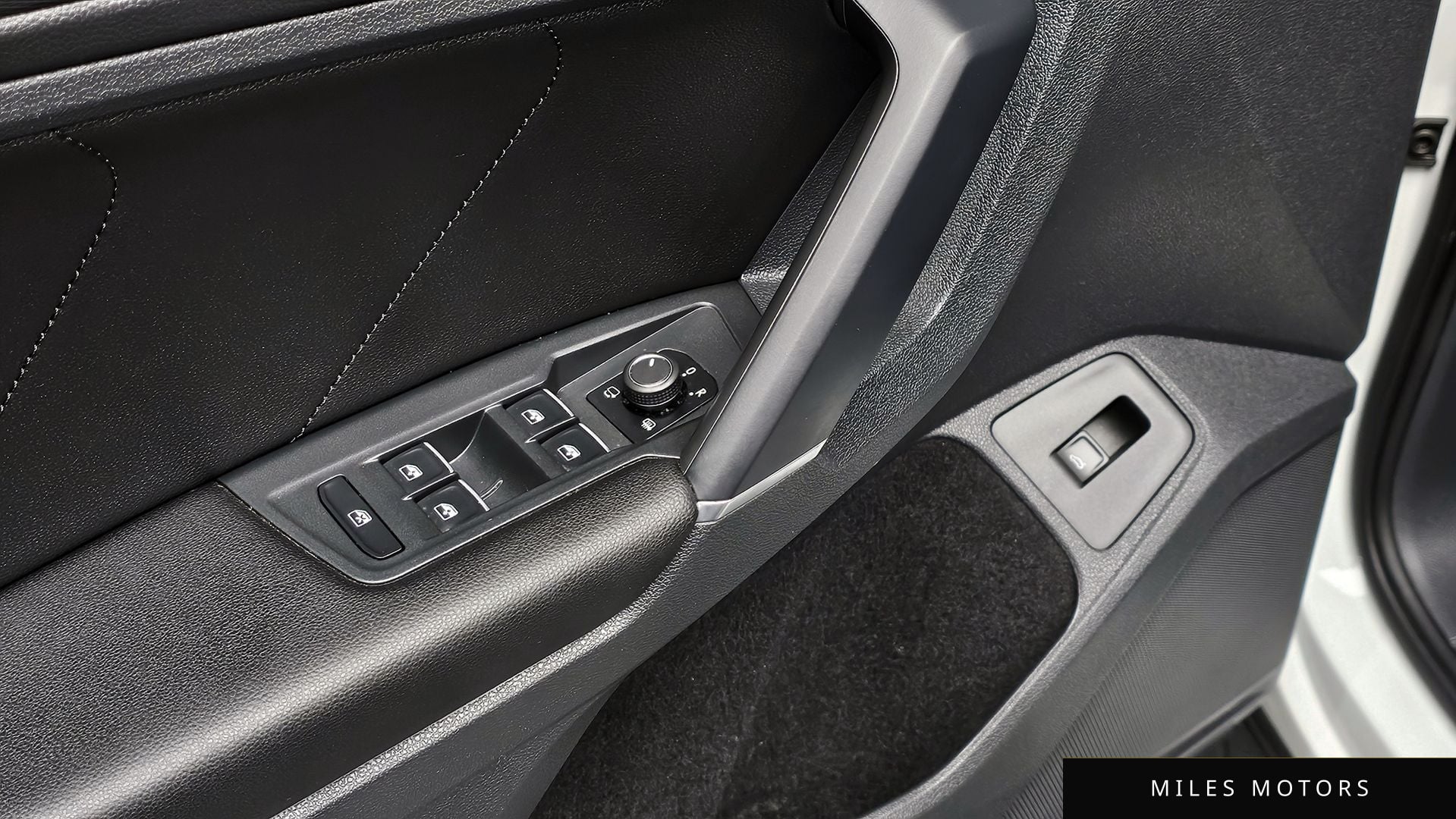 Volkswagen 티구안 2018 — миниатюра 29