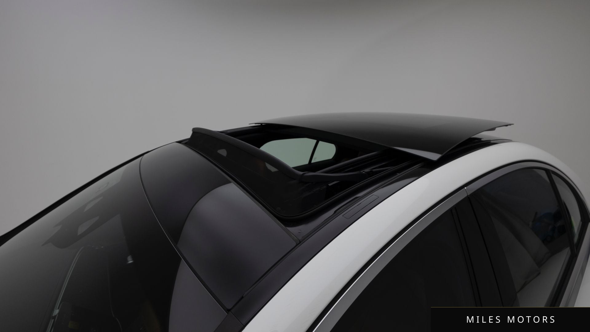 Mercedes-Benz E-Class W214 2026 — миниатюра 12