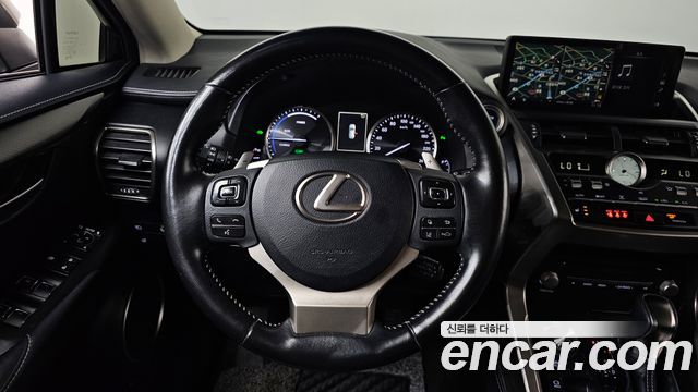 Лексус NX300h 2019 — миниатюра 18