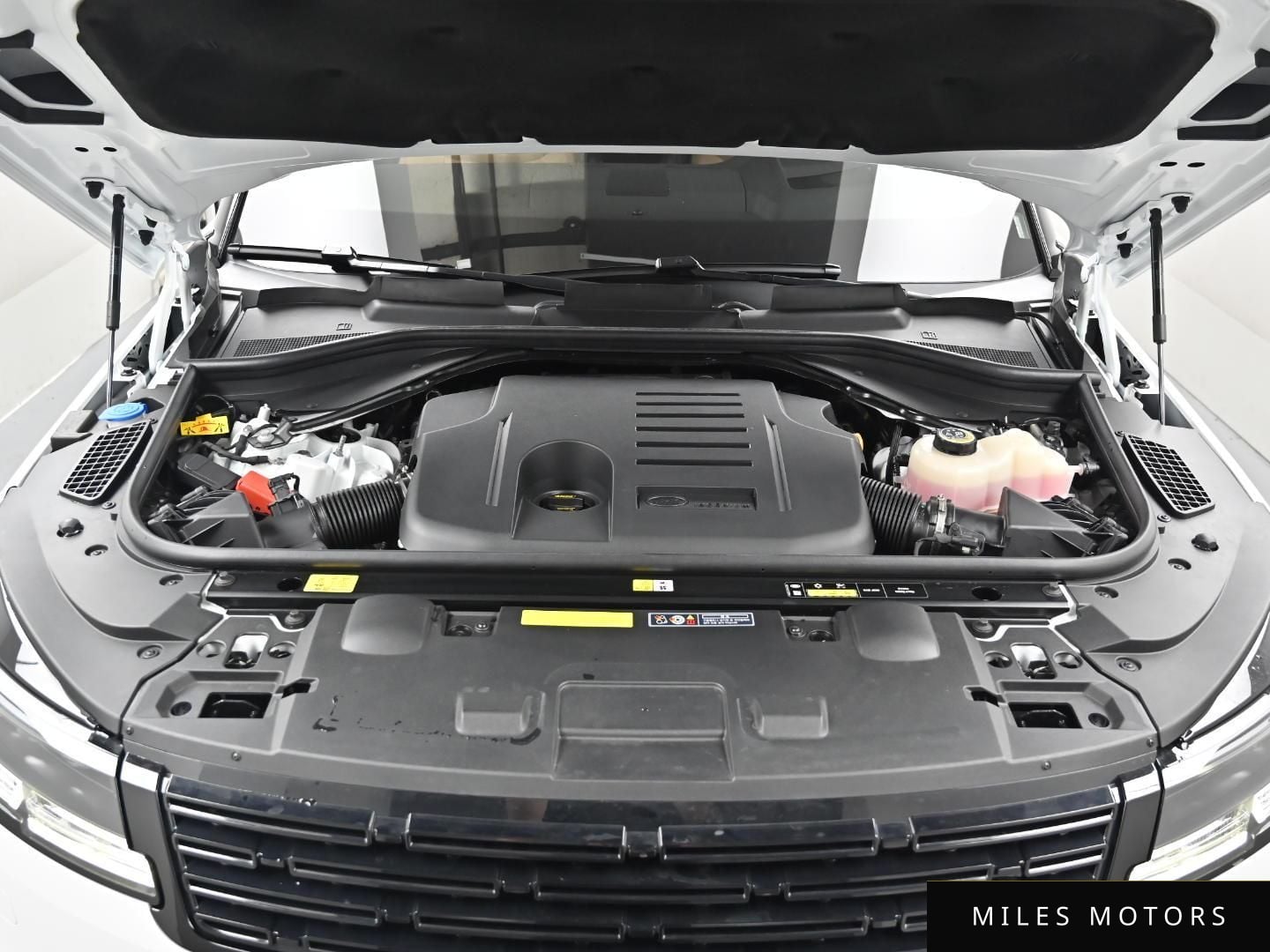 Land Rover Range Rover Sport 2025 — миниатюра 6