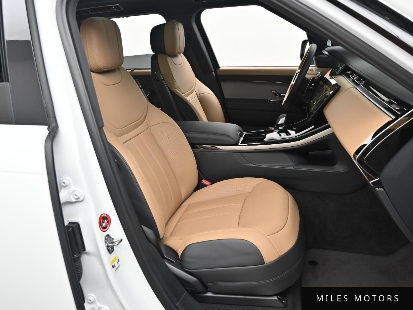 Land Rover Range Rover Sport 2025 — миниатюра 10
