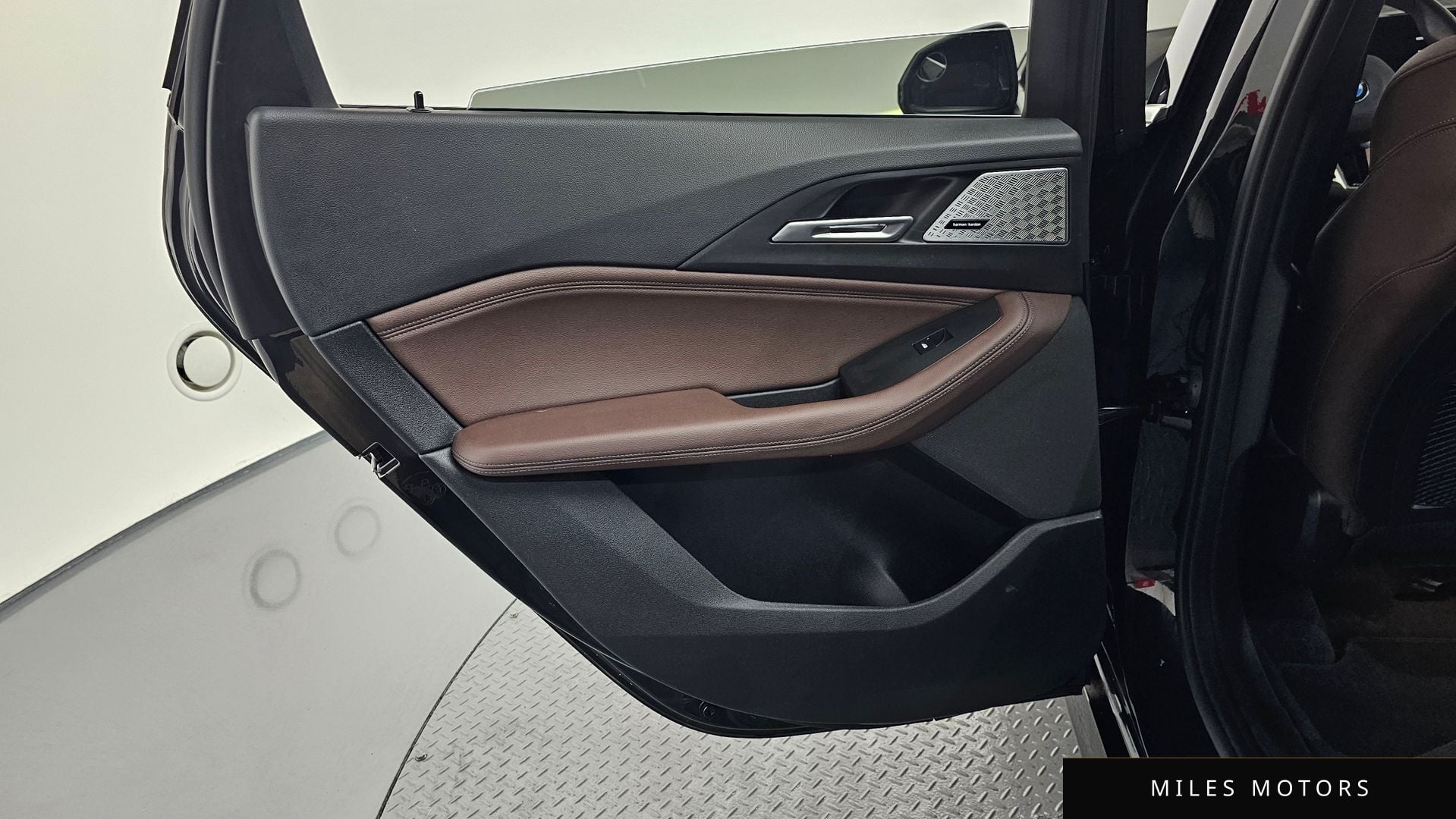 BMW 2-Series 2023 — миниатюра 15