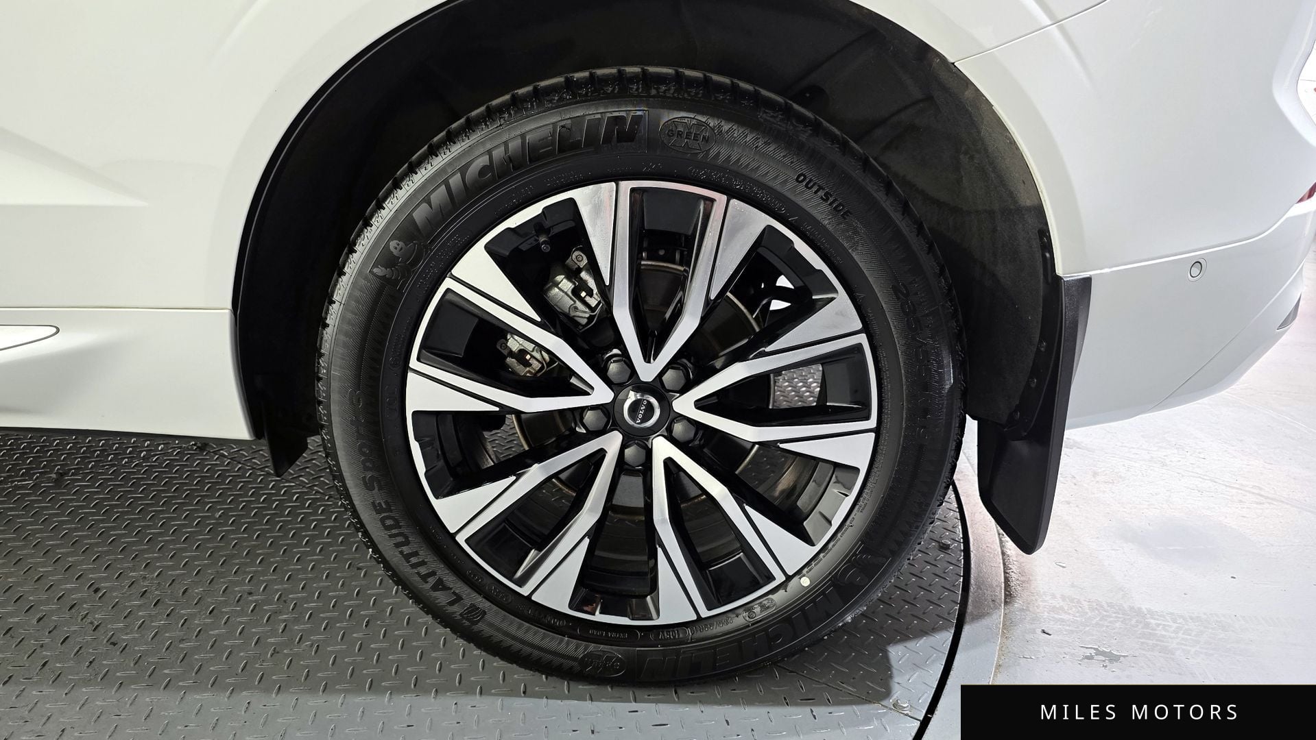 Volvo XC60 2024 — миниатюра 7