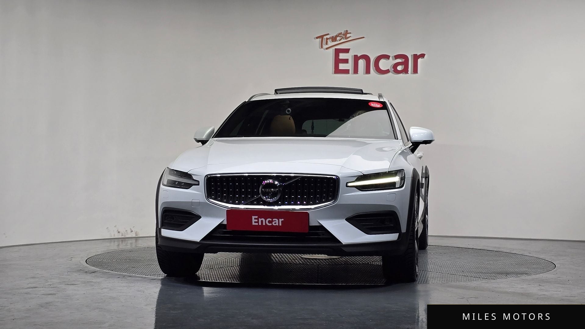 Volvo V60 크로스컨트리 2020 — миниатюра 3