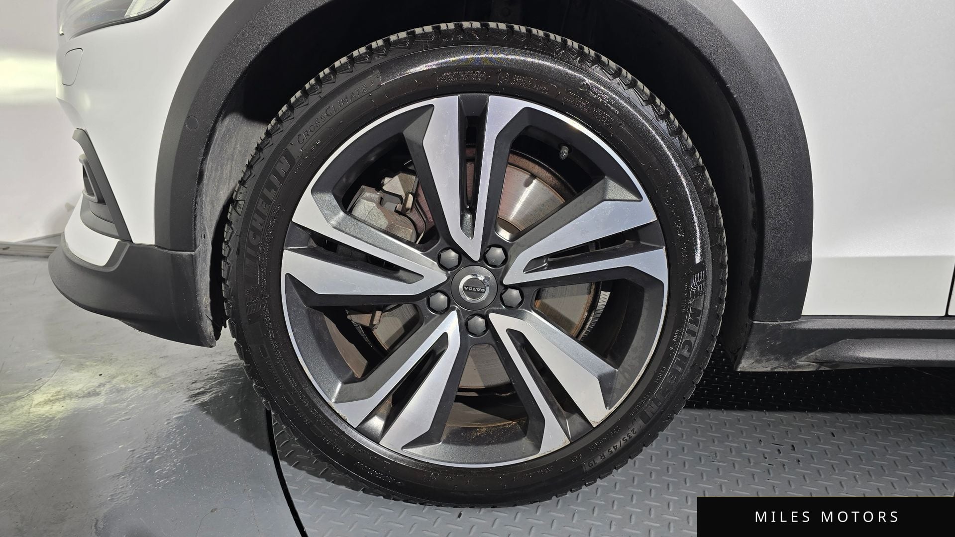 Volvo V60 크로스컨트리 2020 — миниатюра 5