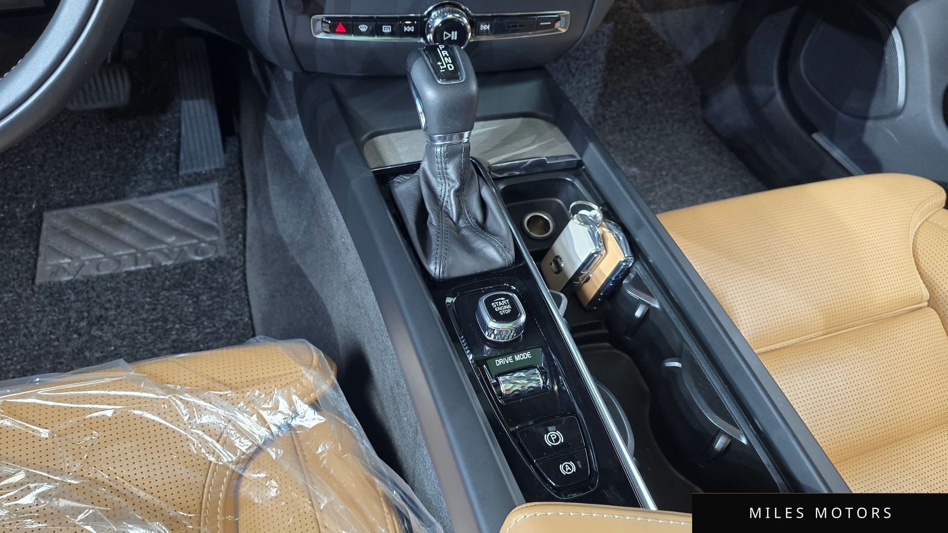 Volvo V60 크로스컨트리 2020 — миниатюра 9
