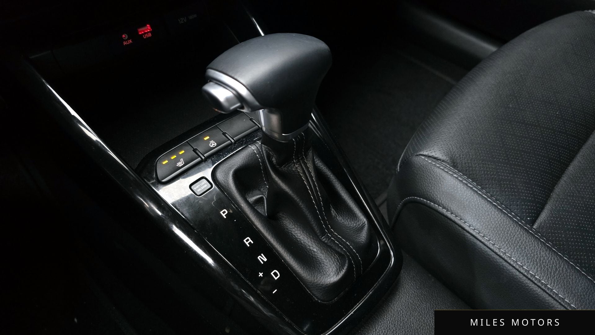 Kia Stonic 2018 — миниатюра 12