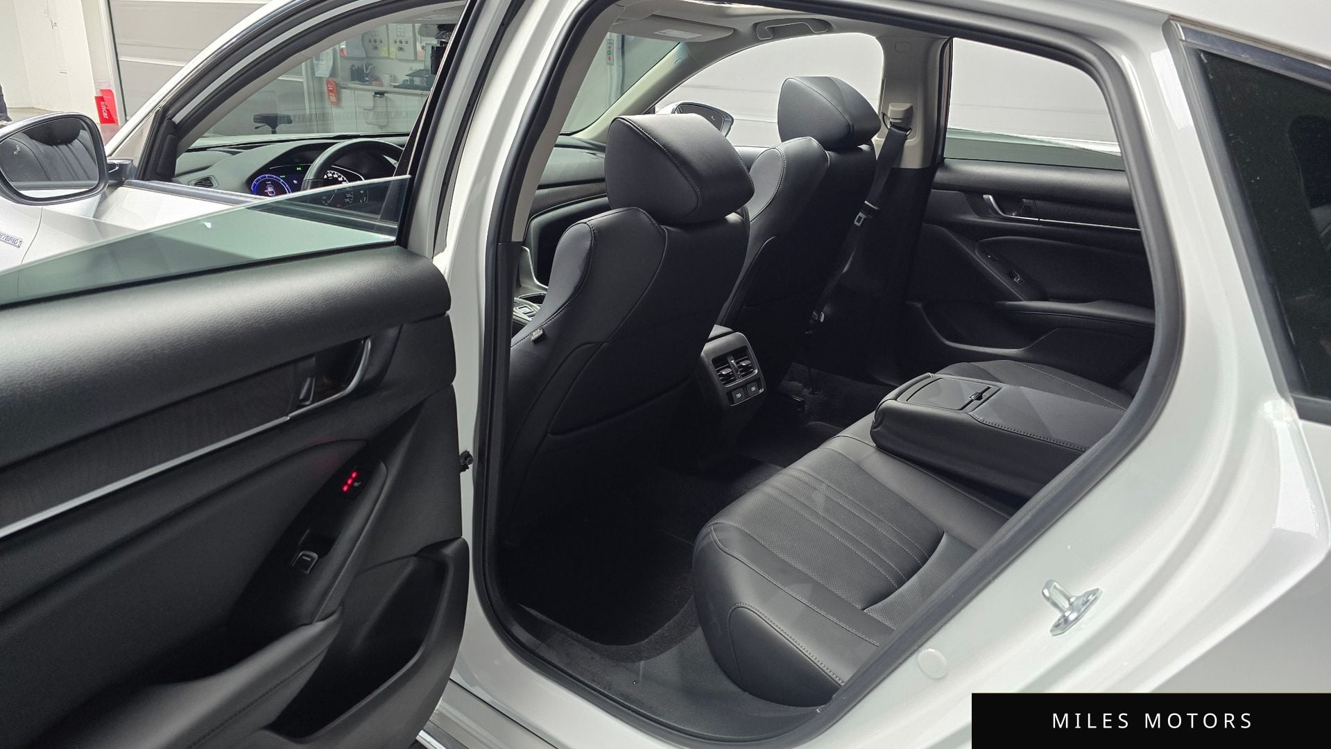 Honda 어코드 2022 — миниатюра 17
