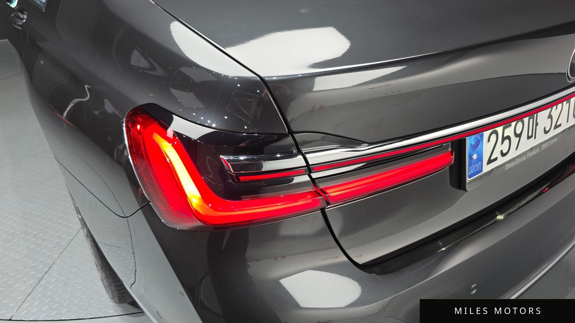BMW 7 Series (G11) 2021 — миниатюра 9
