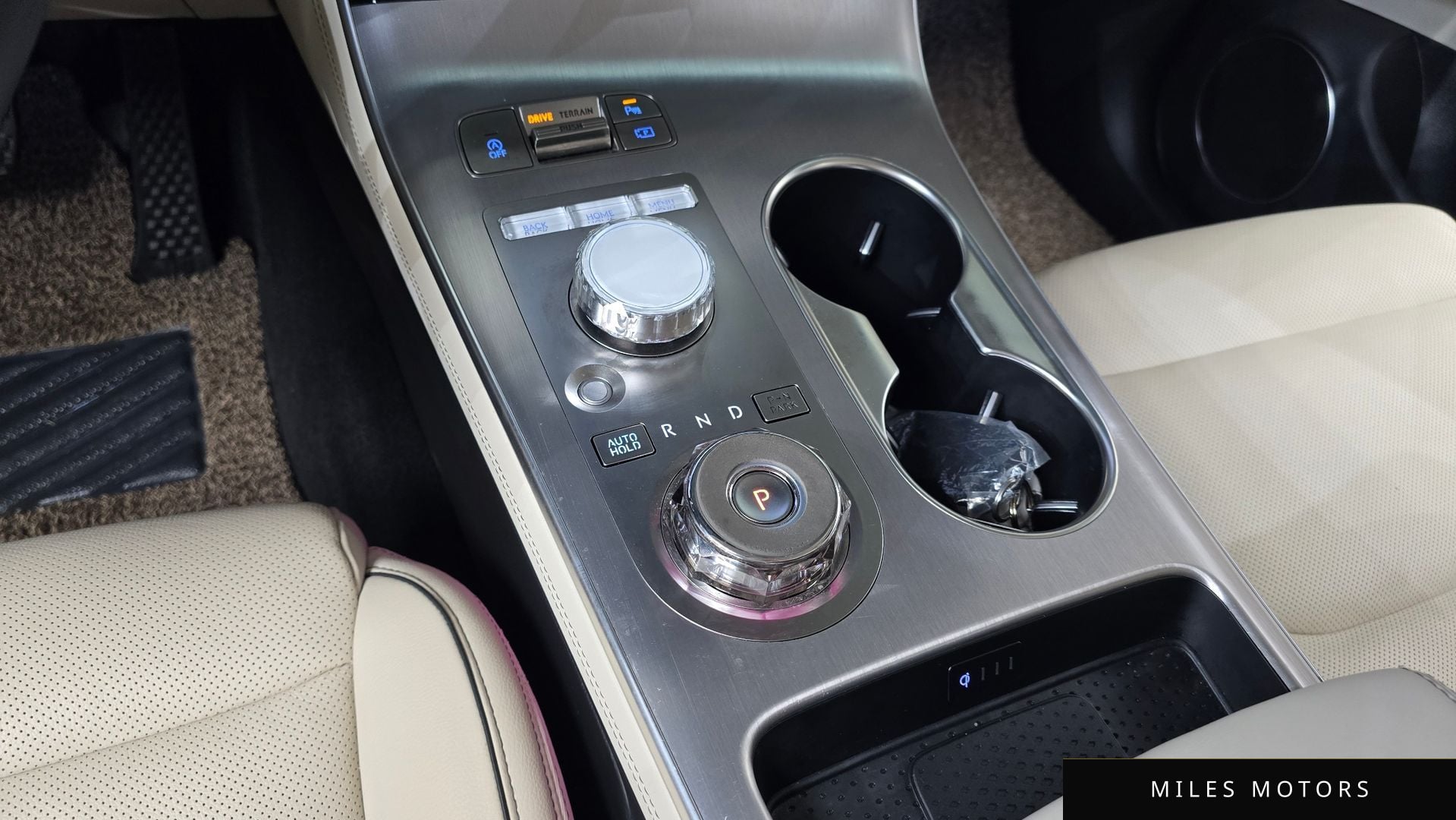 Genesis GV70 2025 — миниатюра 9