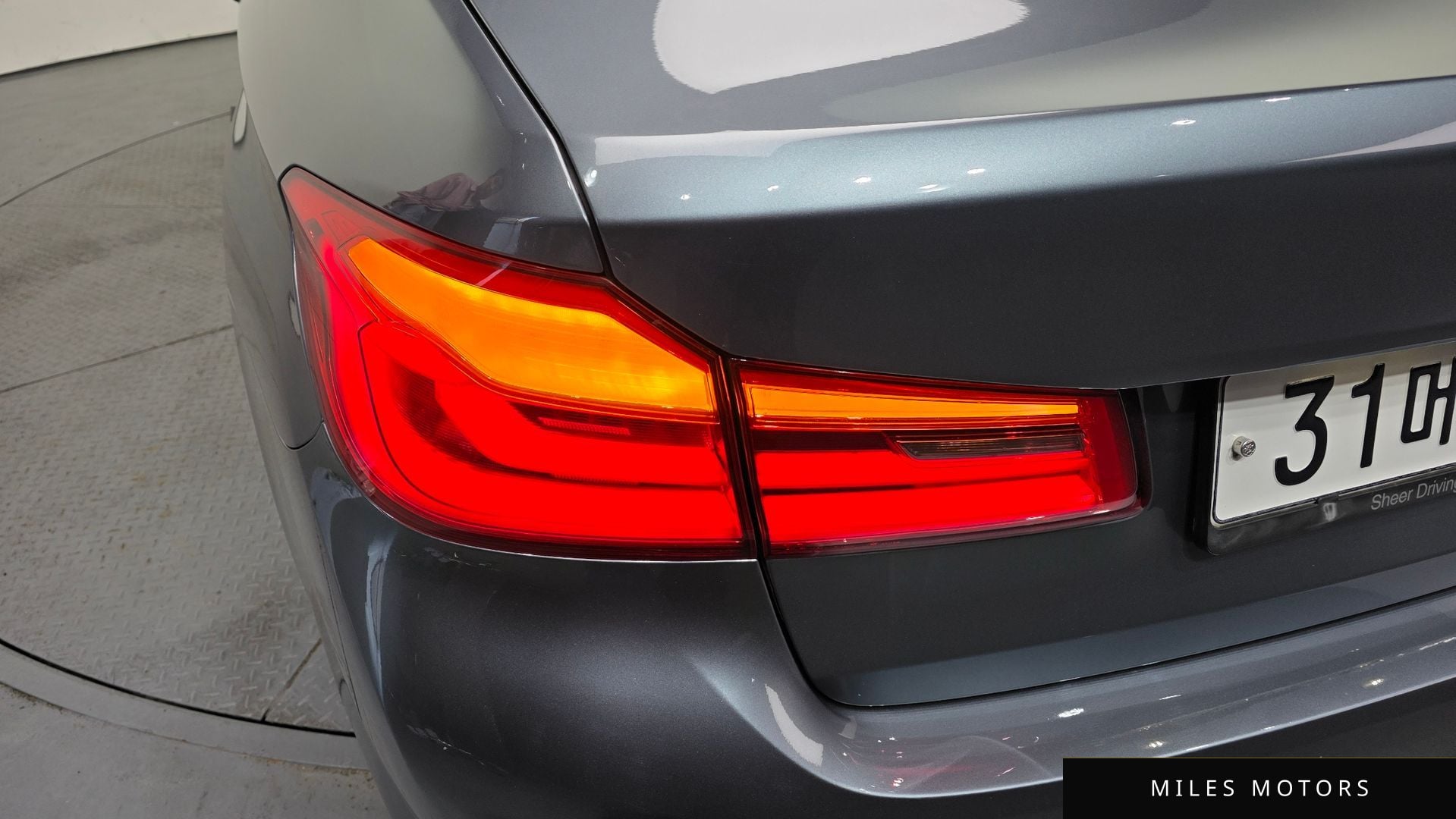 BMW 5 Series (G30) 2018 — миниатюра 9