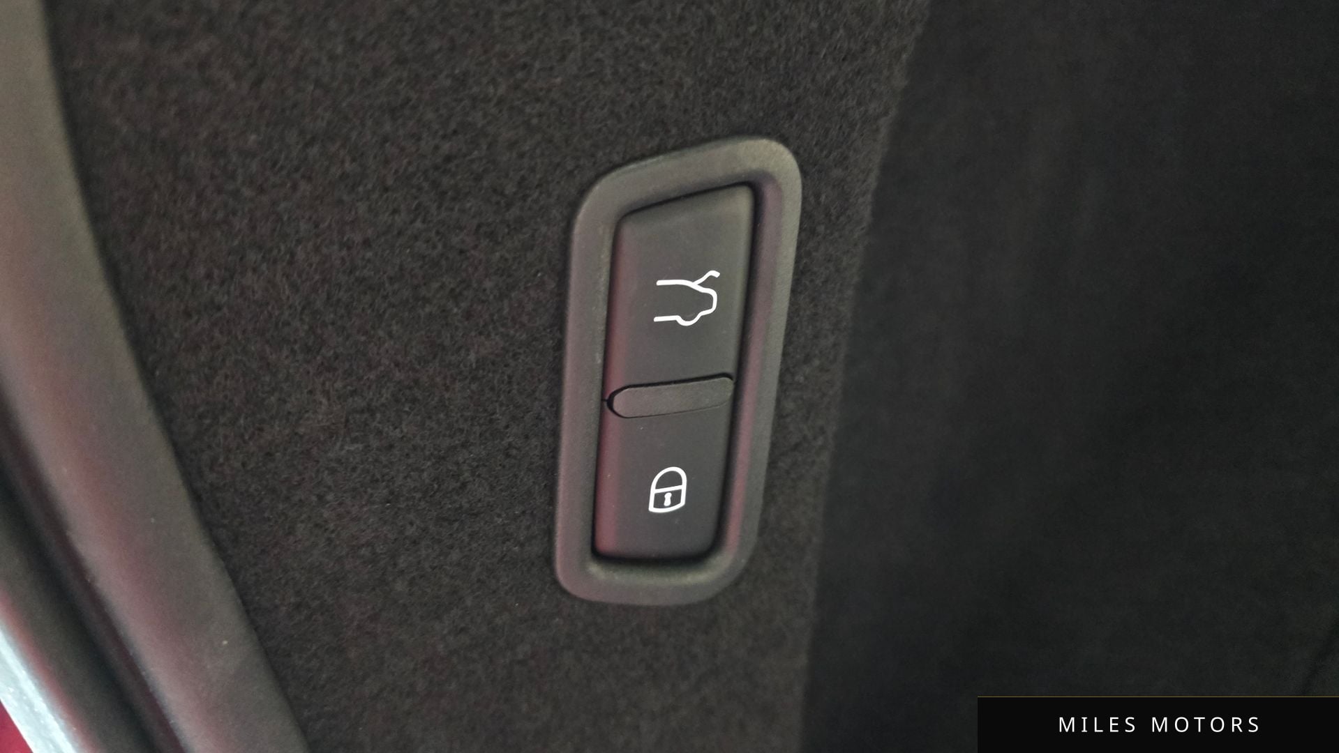 Maserati 르반떼 2020 — миниатюра 32