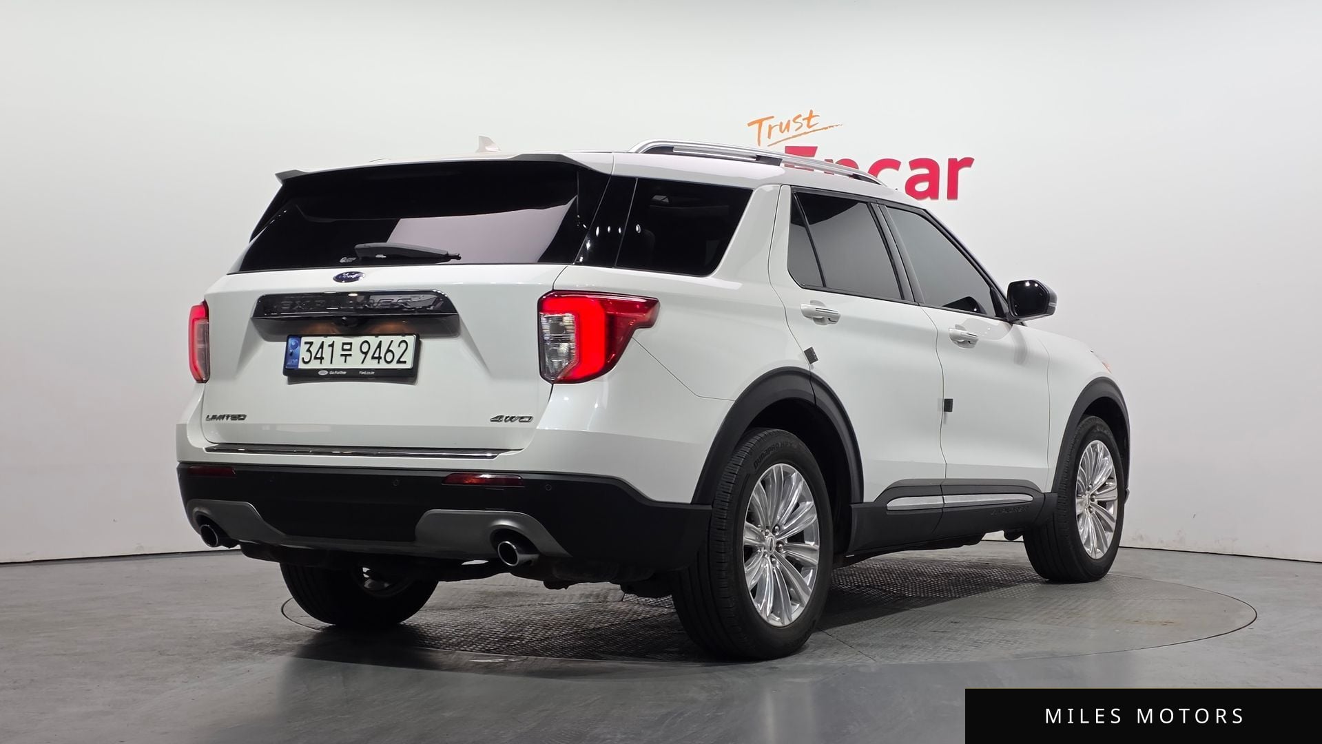 Ford Explorer 2021 — миниатюра 2