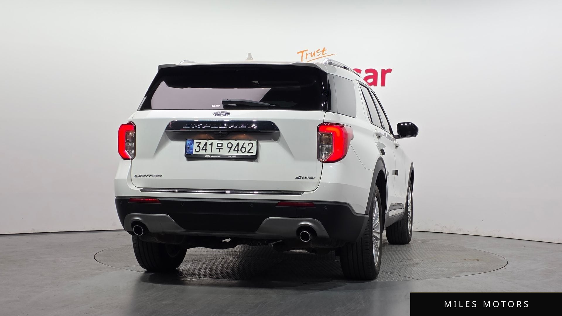 Ford Explorer 2021 — миниатюра 4