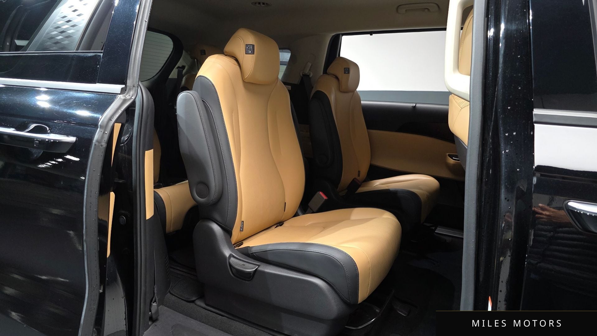 Kia Carnival 2023 — миниатюра 17