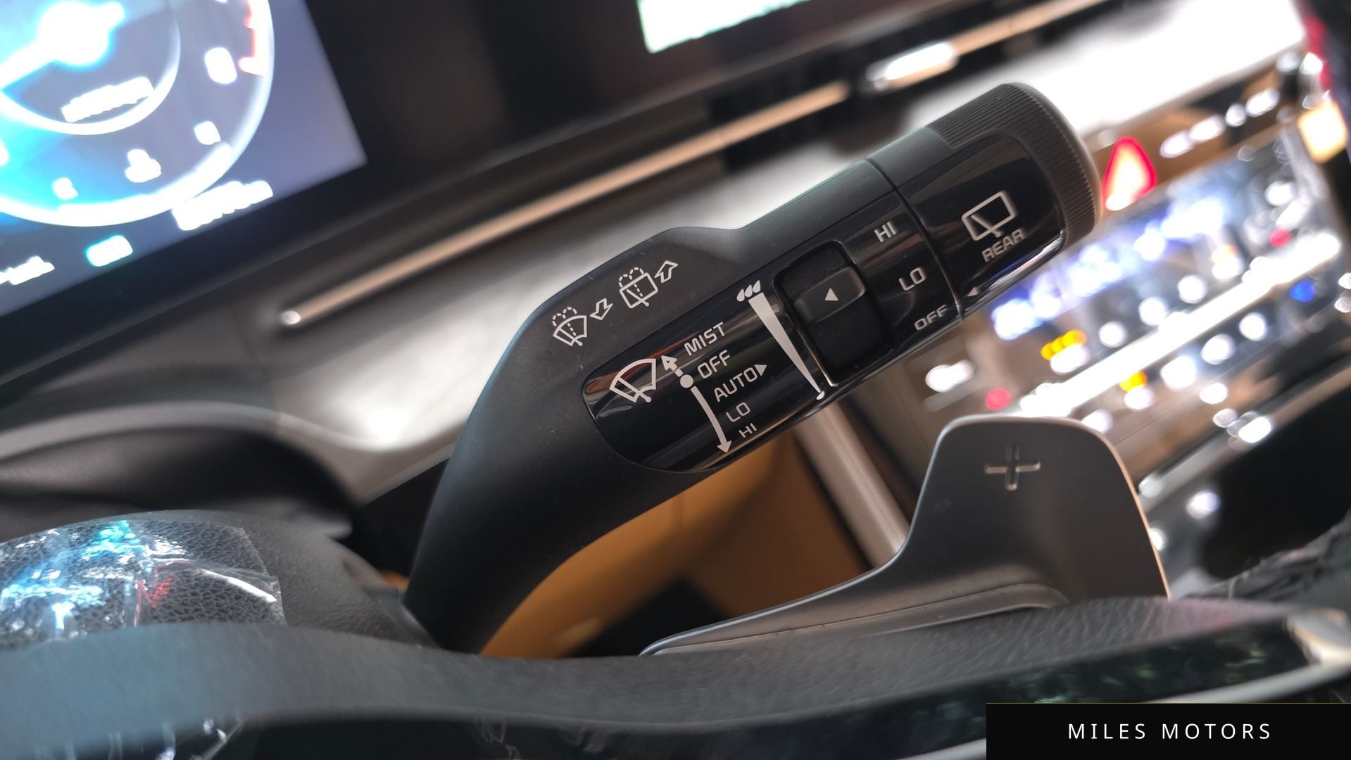 Kia Carnival 2023 — миниатюра 29