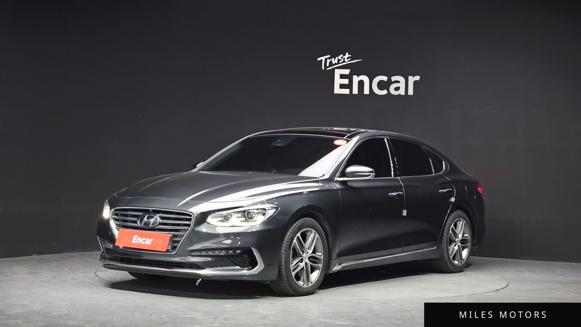 Hyundai Grandeur 2019 — фото 1 из 12