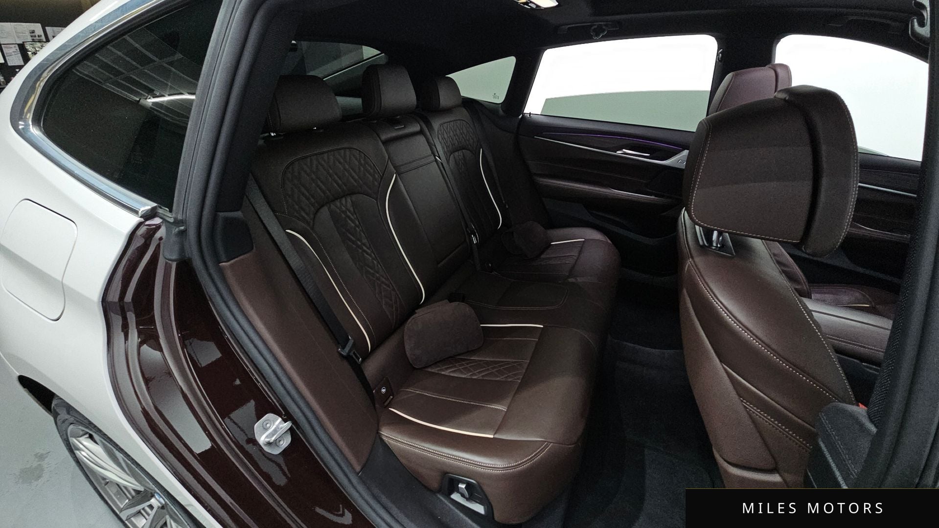 BMW 6 Series GT (G32) 2020 — миниатюра 11