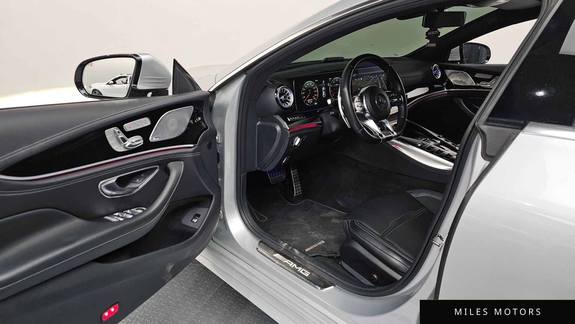 Mercedes-Benz AMG GT 2019 — миниатюра 10