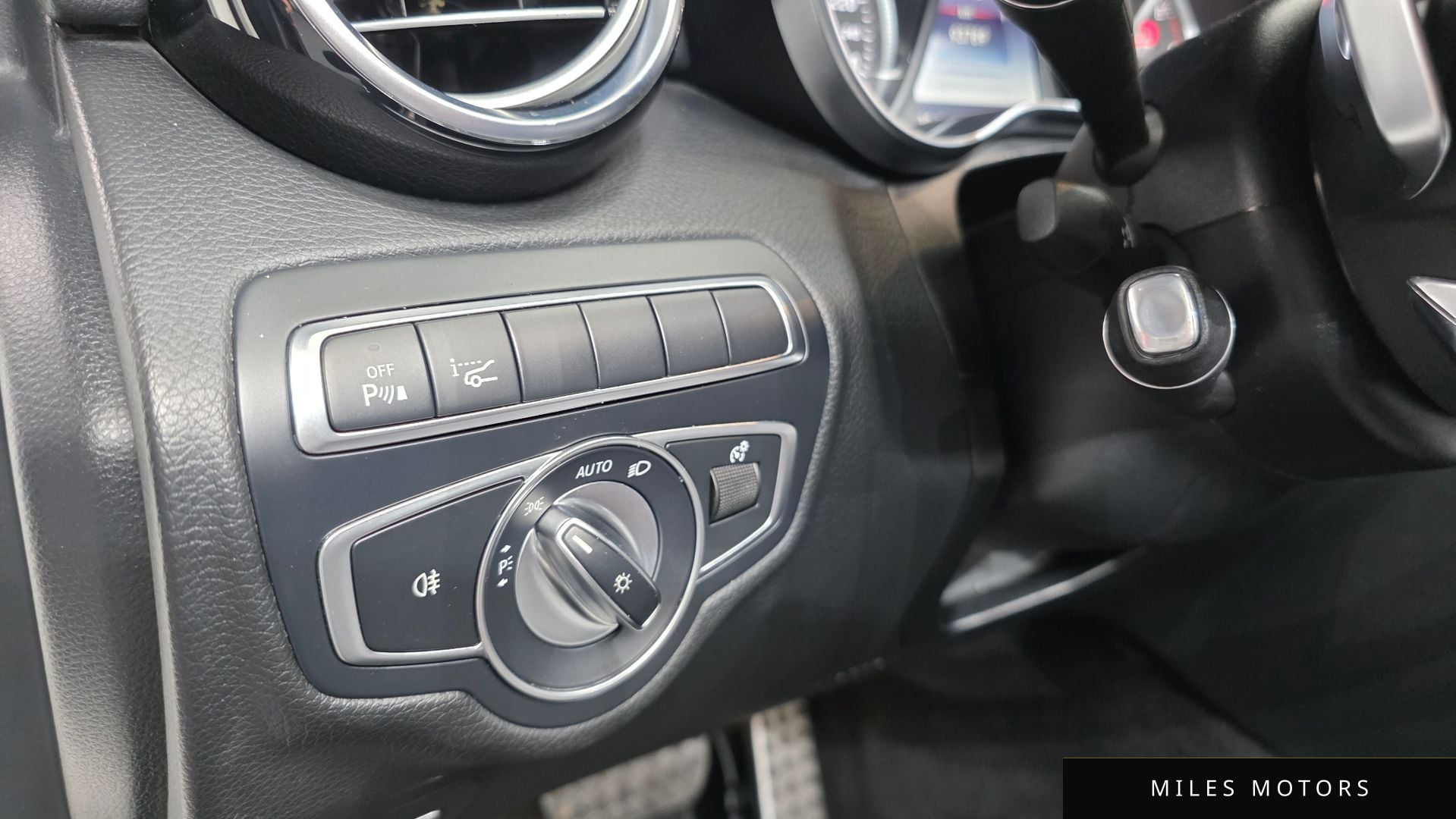 Mercedes-Benz C-Class W205 2017 — миниатюра 14
