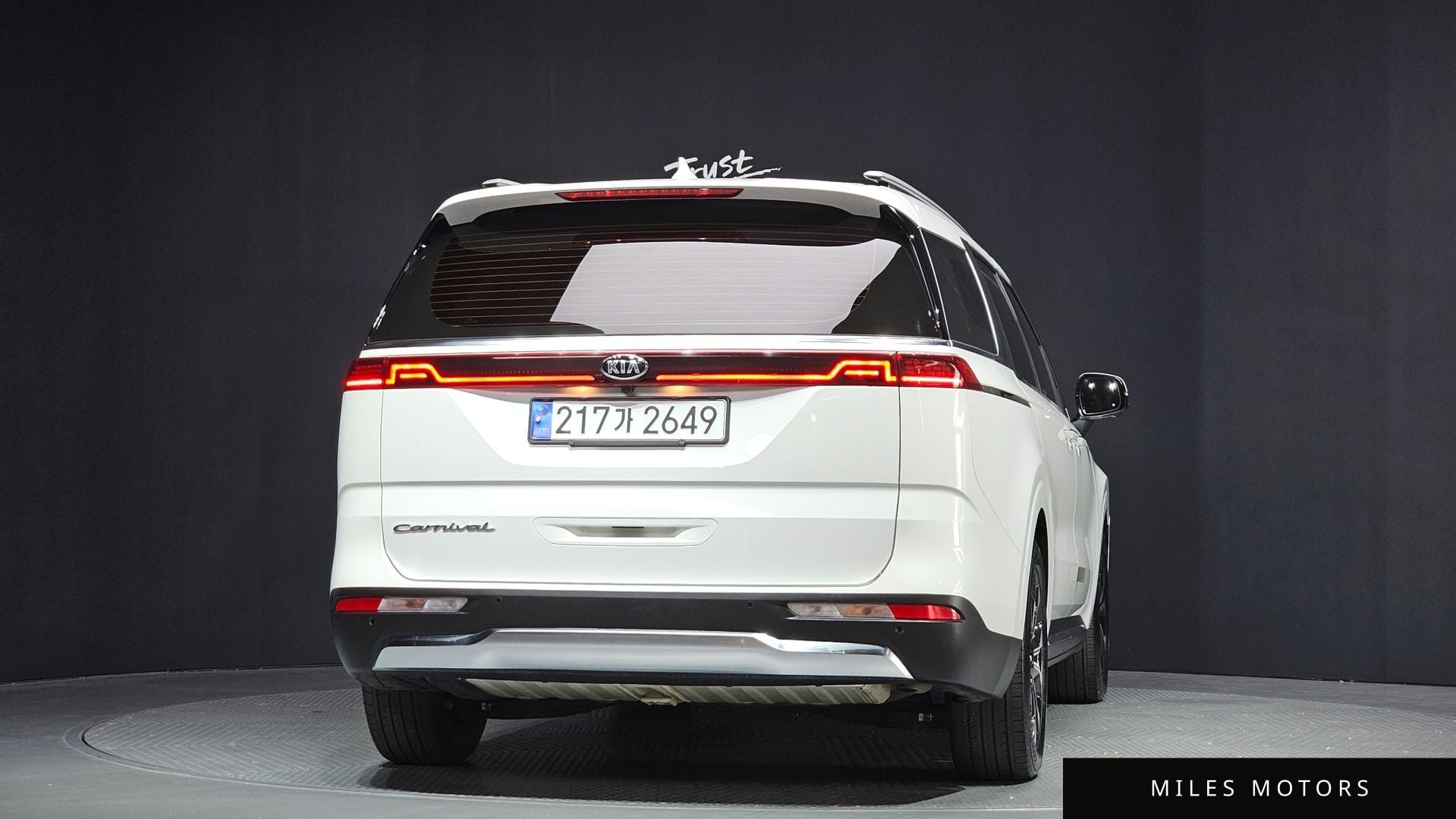 Kia Carnival 2021 — миниатюра 4