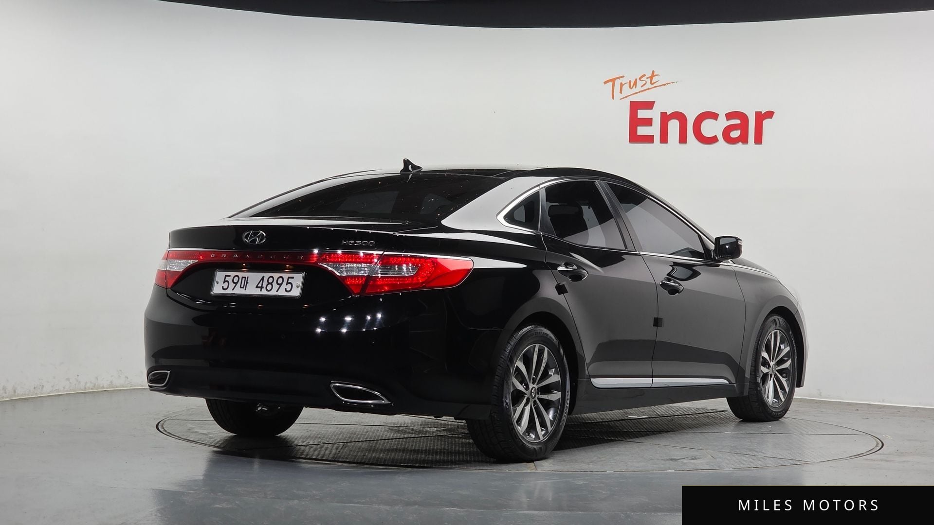 Hyundai Grandeur 2011 — миниатюра 2