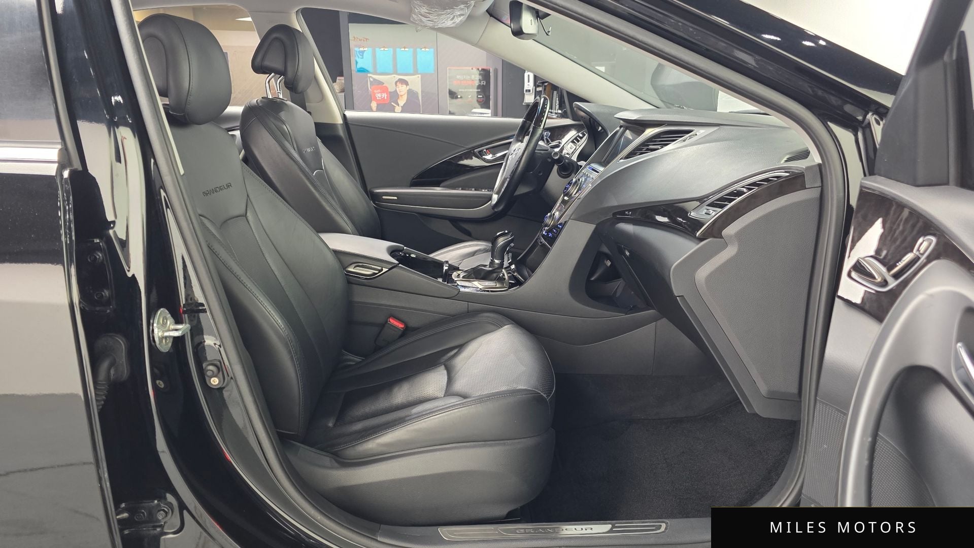 Hyundai Grandeur 2011 — миниатюра 11