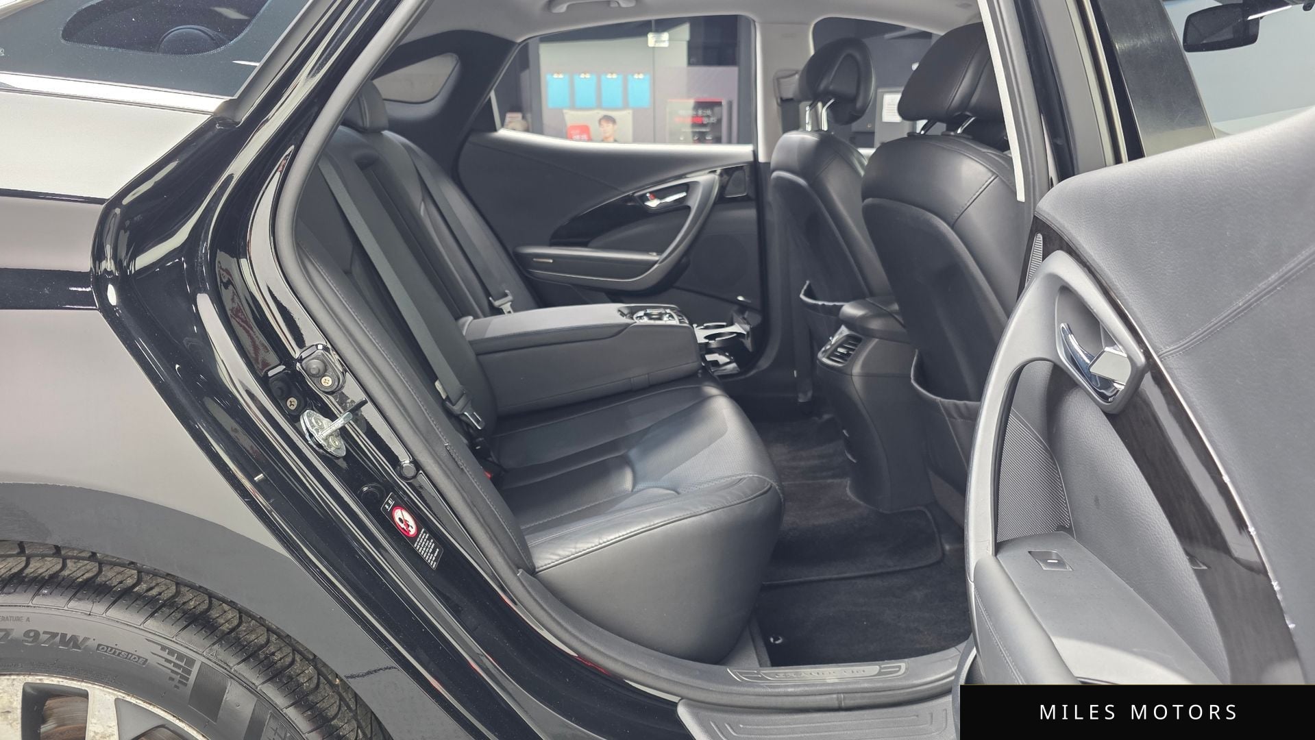 Hyundai Grandeur 2011 — миниатюра 12